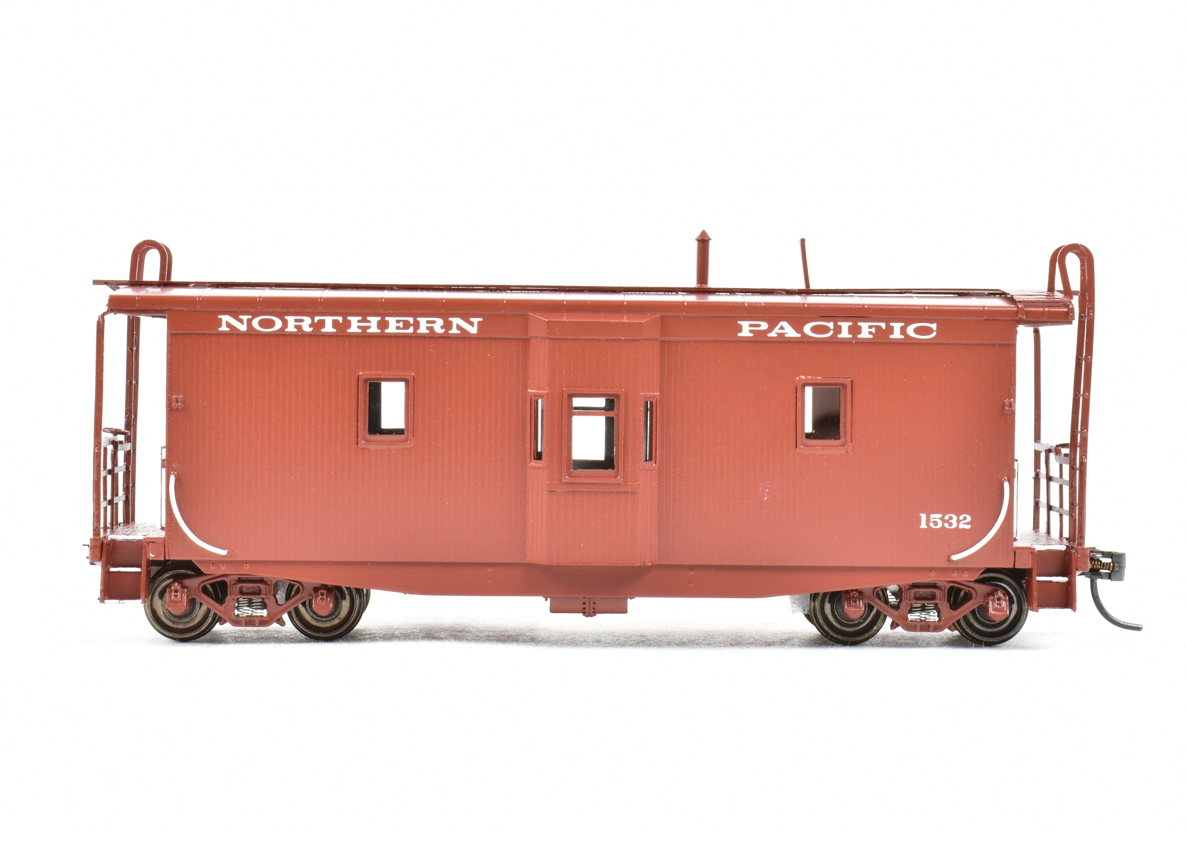 HO Scale Brass Northern Pacific Wood Bay Window Caboose FP No. 1532 by OMI
