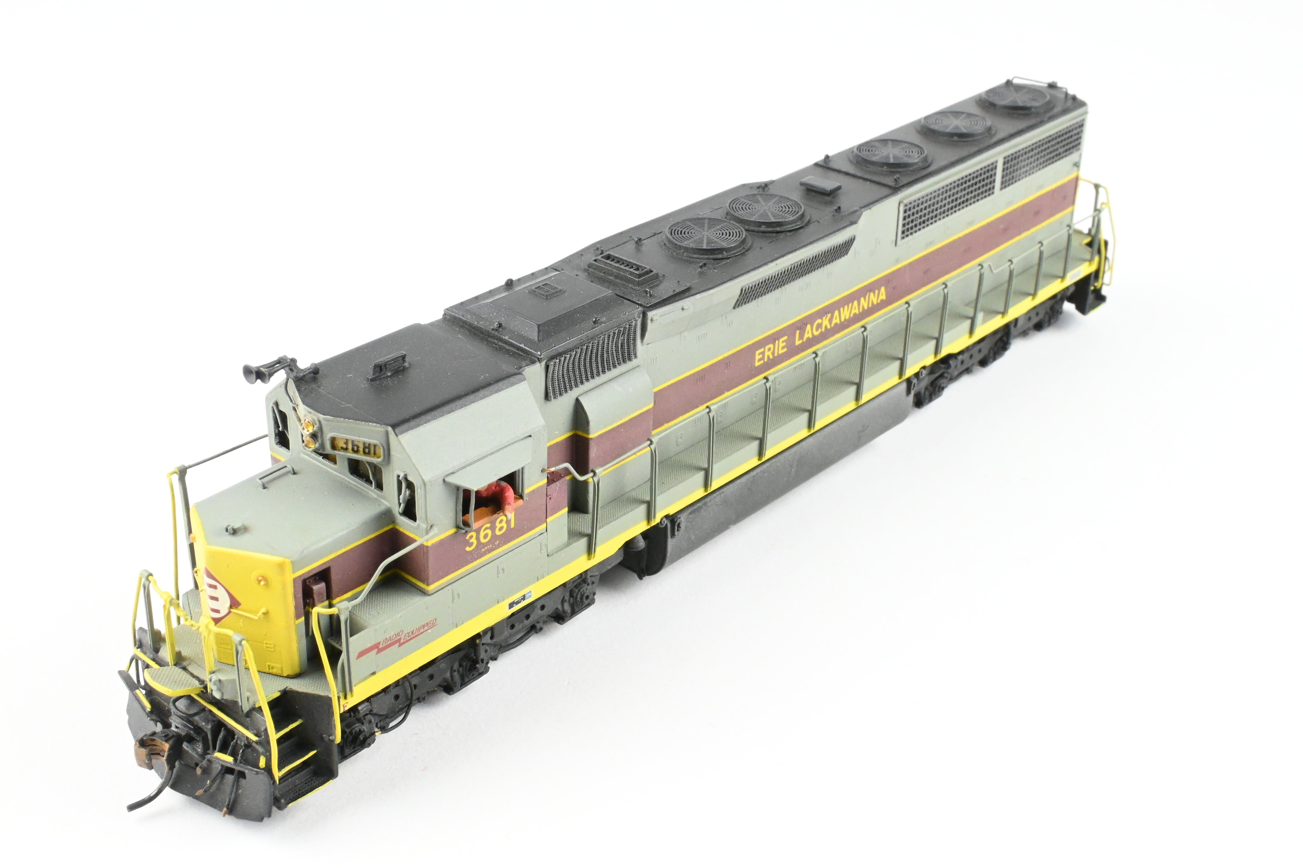 HO Scale Brass Erie Lackawanna EMD SD45 - 2 3600 HP Custom Painted Model