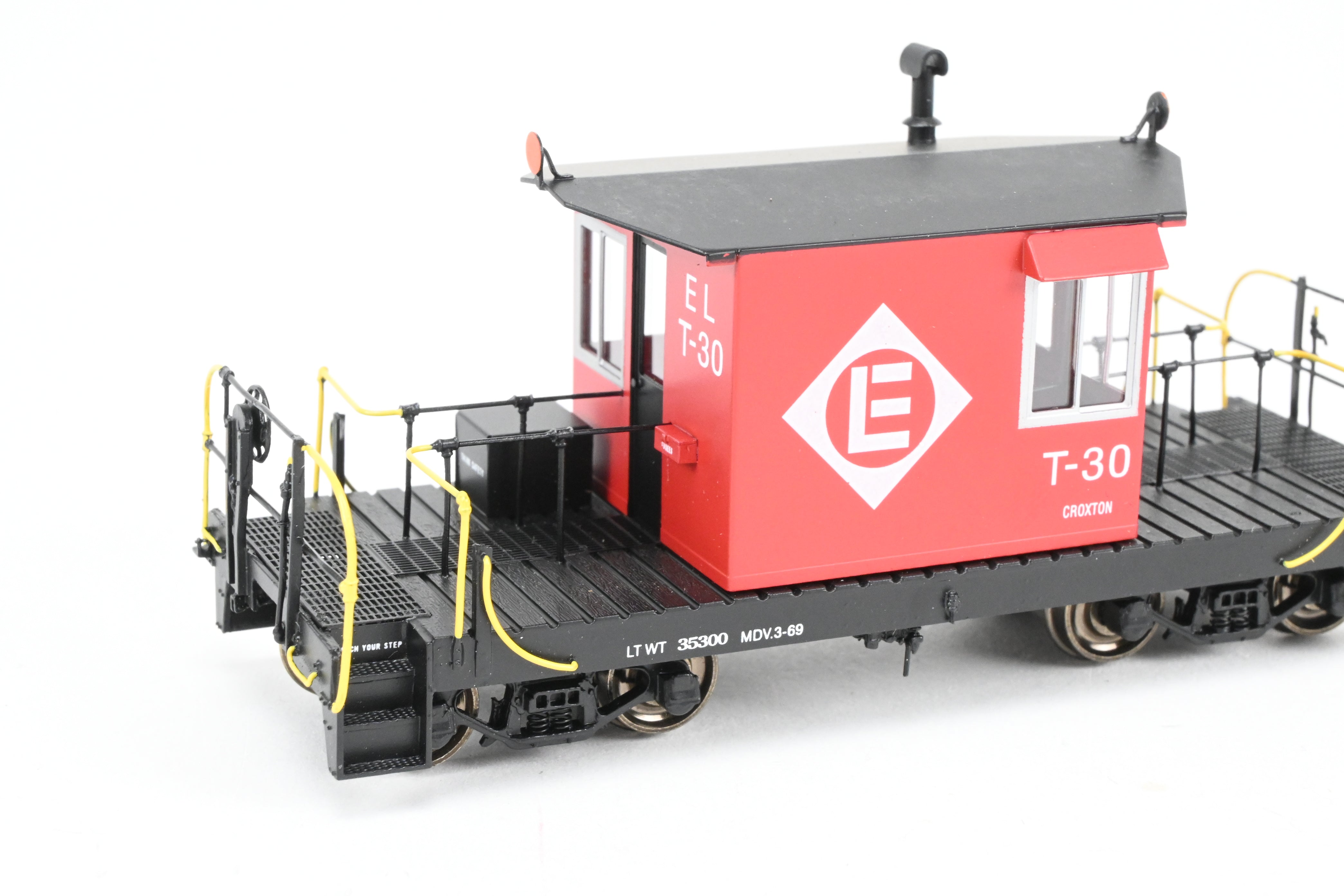 HO Brass OMI Erie Lackawanna Factory-Painted Transfer Caboose No. T-30