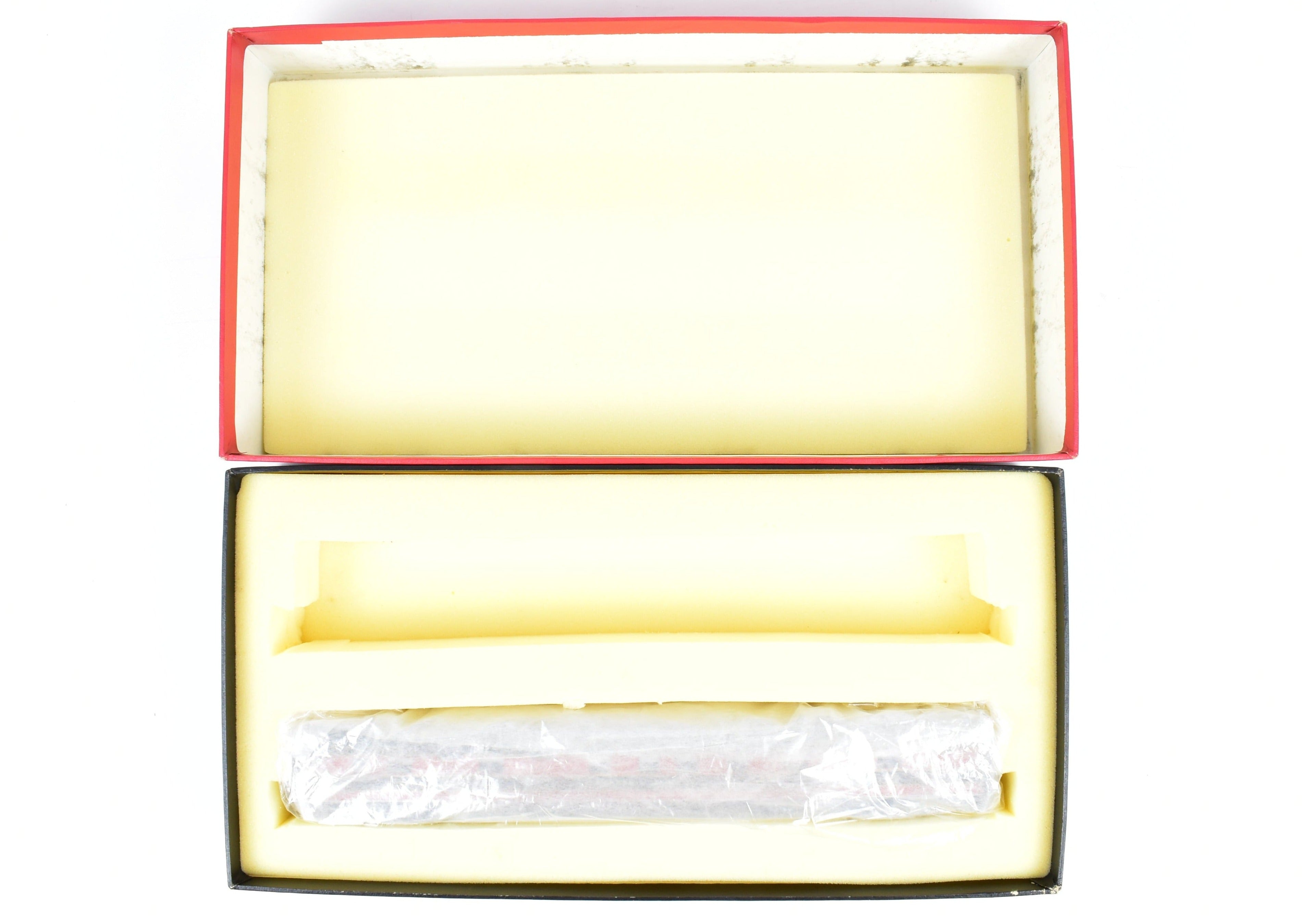 HO Scale Brass Key Imports GN - Great Northern Glacier Series Single Sleeper Car Professionally Painted for Collectors
