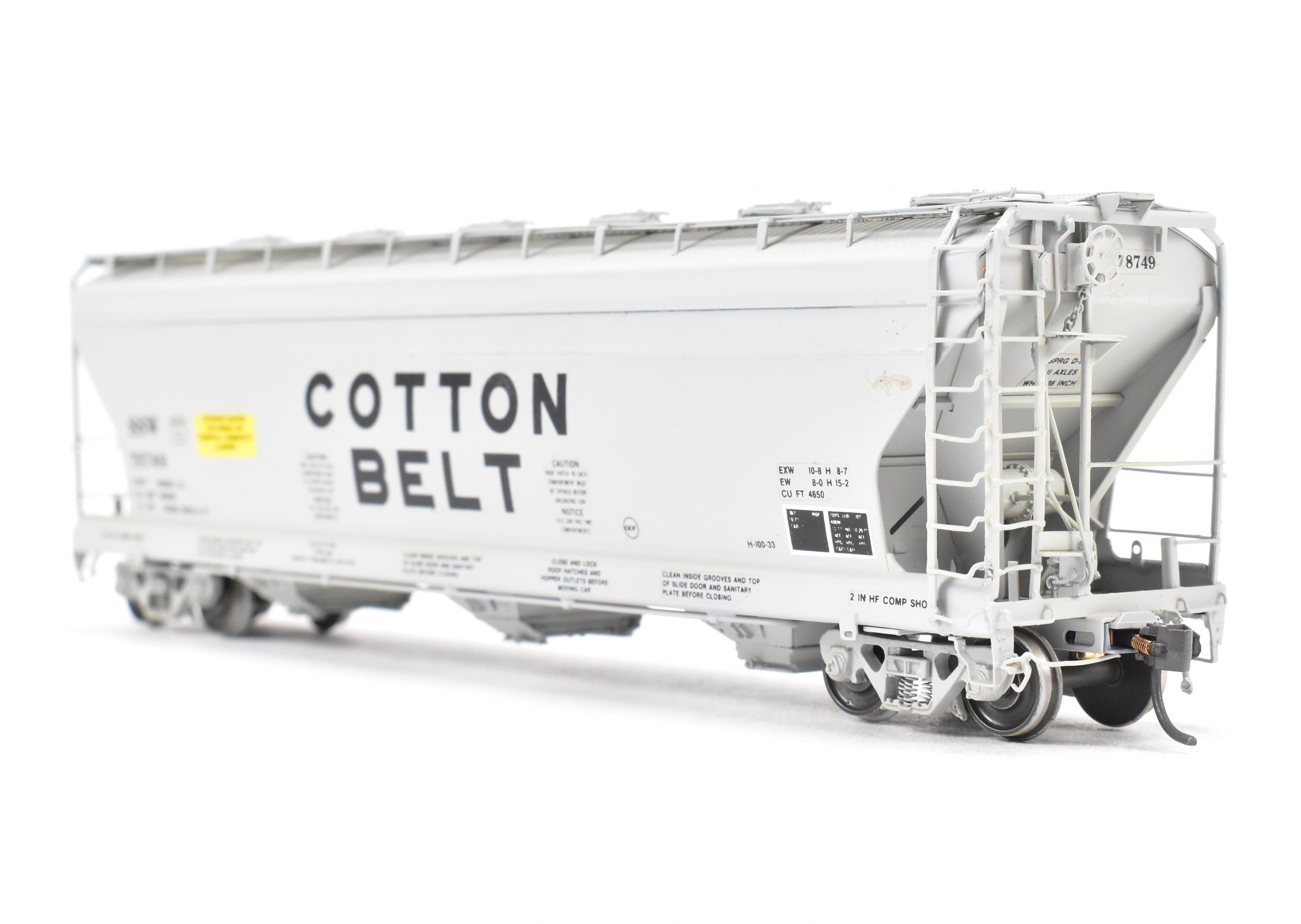 HO Scale Brass Model Train - Overland Models, Inc. (OMI) SSW - Cotton Belt ACF 3 - Bay Centerflow 4650 Covered Hopper with 6 Round Hatches, Car Number CP 78749