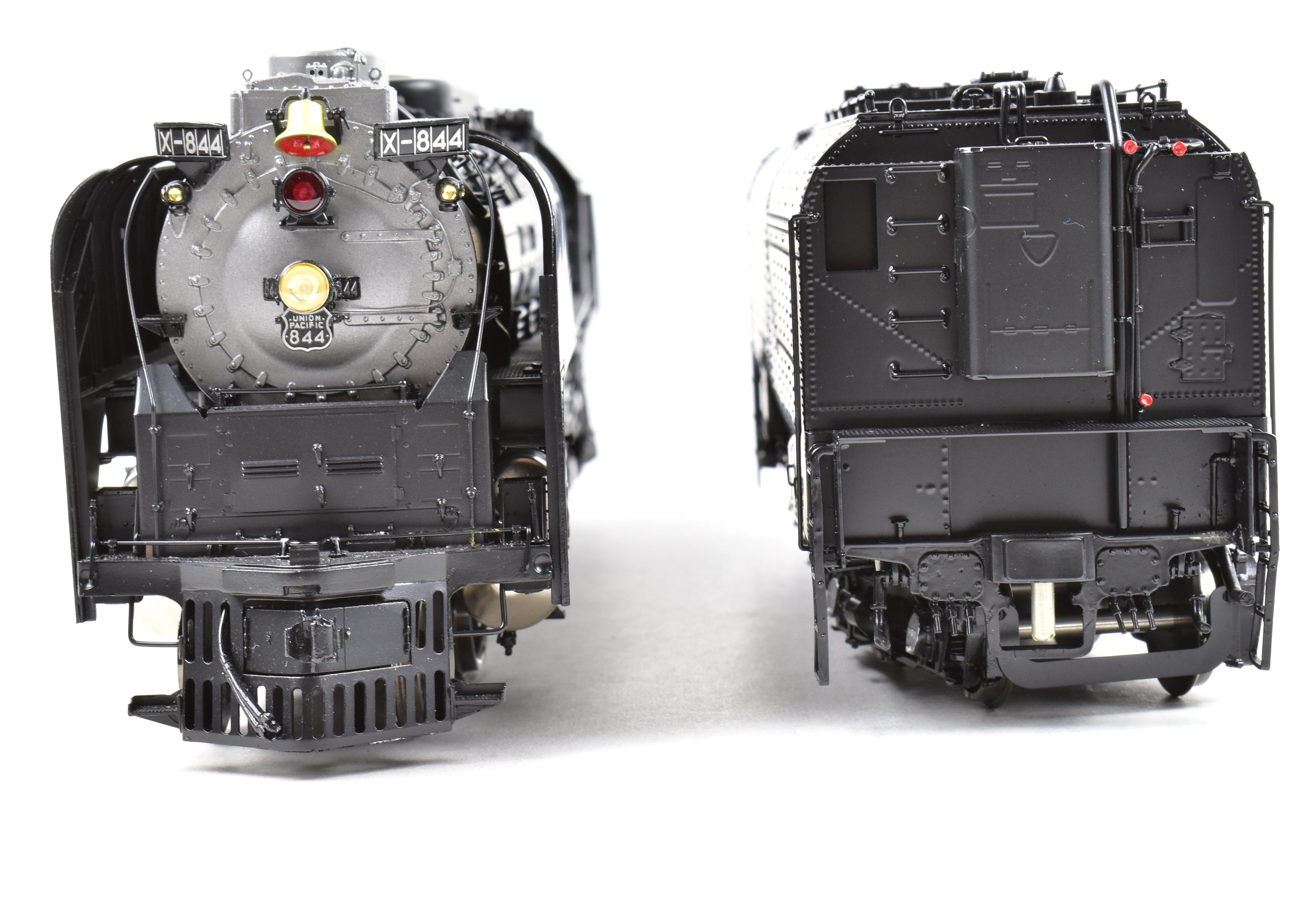O Scale Model Train - Overland Models, Inc. Union Pacific FEF - 3 4 - 8 - 4 Steam Locomotive from the 1996 - 1997 Excursion Era