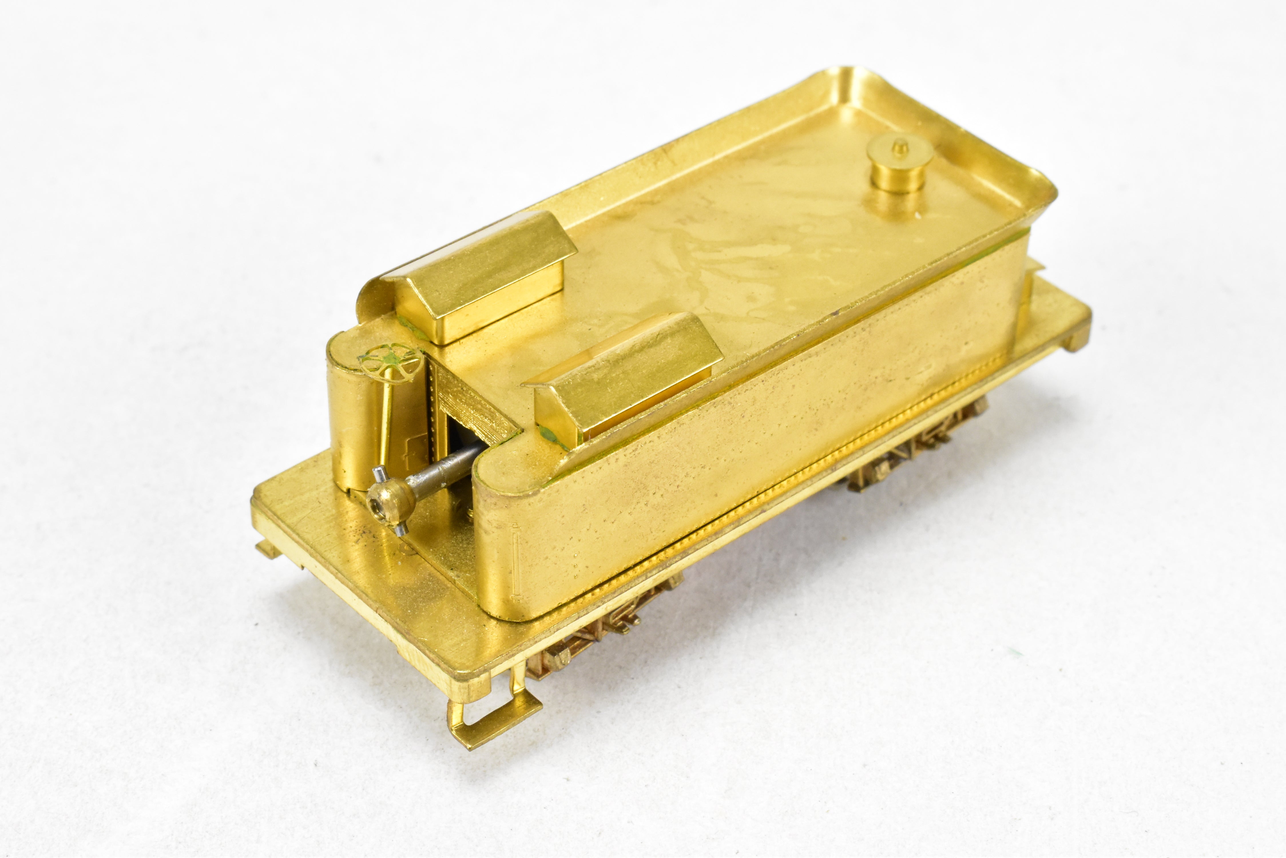HOn3 Scale Brass Model Train - Far East Distributors Mogul 2-6-0 Steam Locomotive from Circa 1910 in Spartan Series