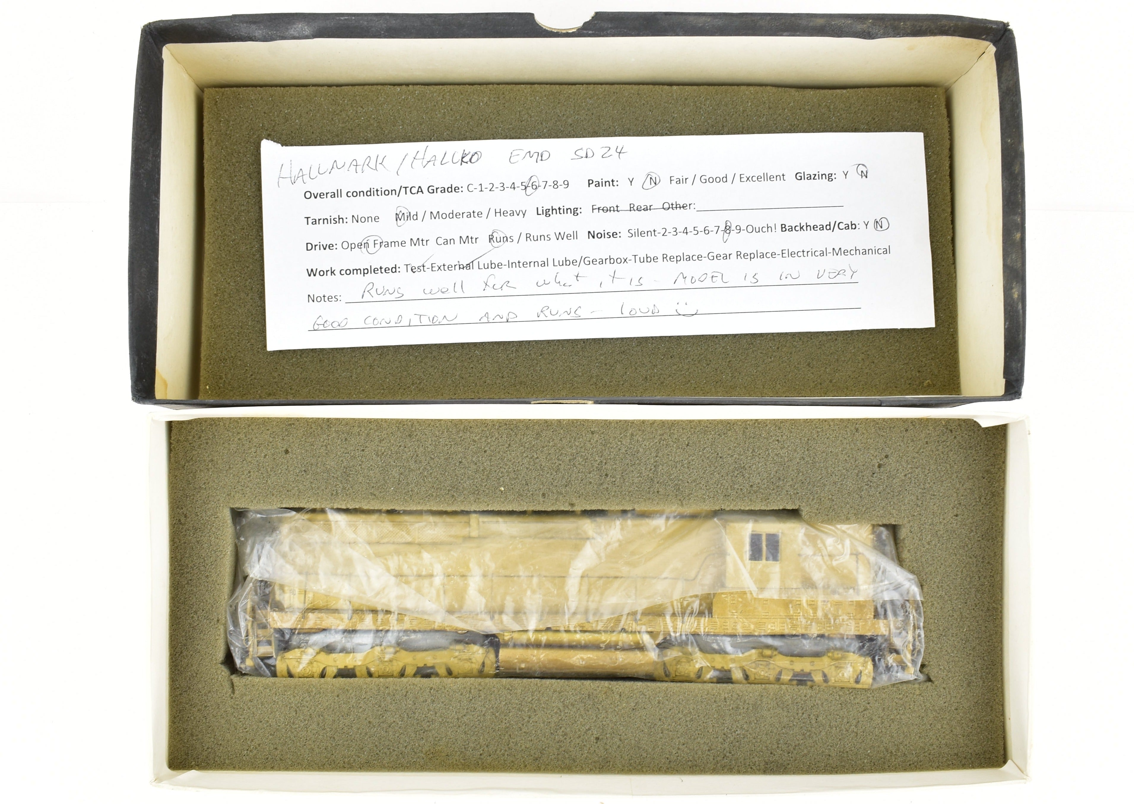 HO Scale Brass Hallmark Models EMD SD24 High Hood Diesel Locomotive for Various Road Models