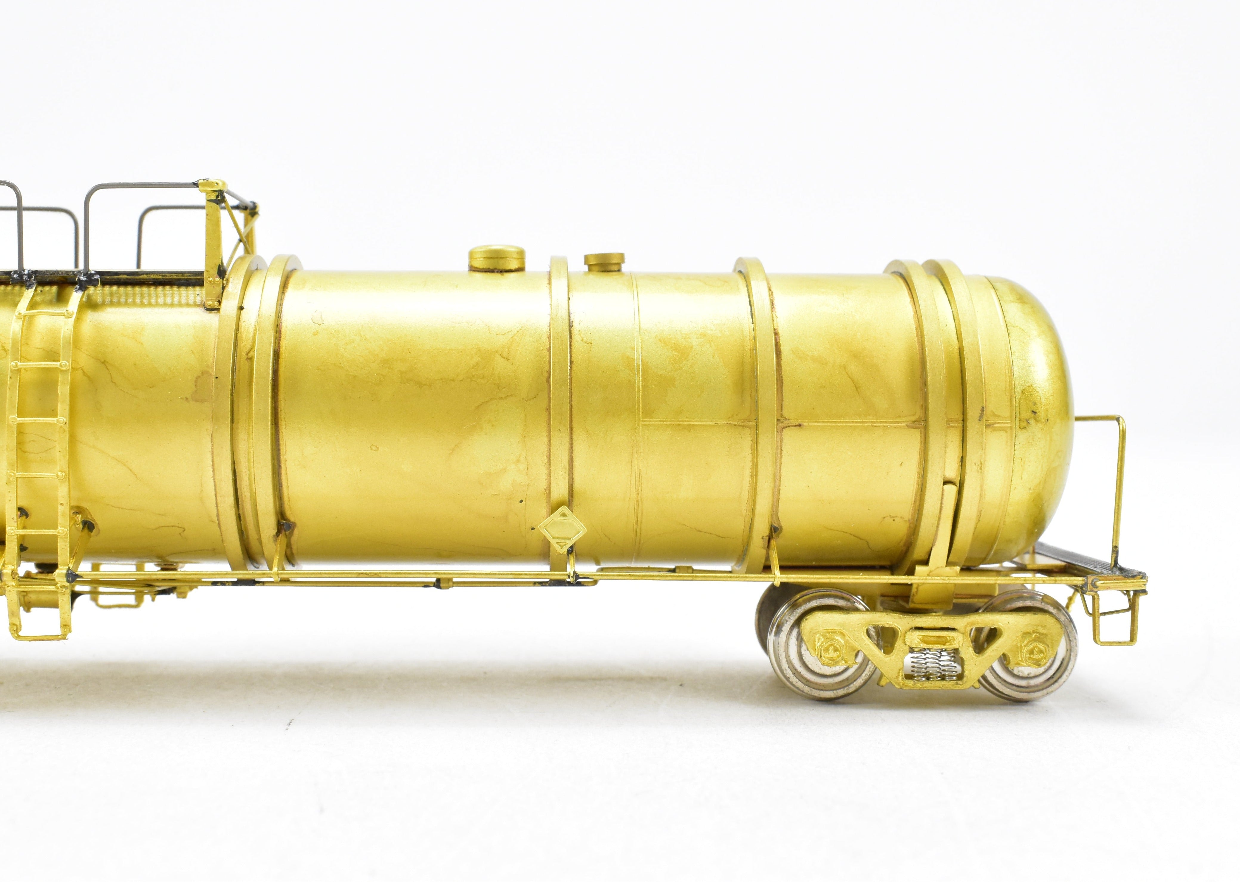 HO Scale Brass OMI - Overland Models, Inc. Various Roads Linde - Union Tank Liquid Argon Model Train Car