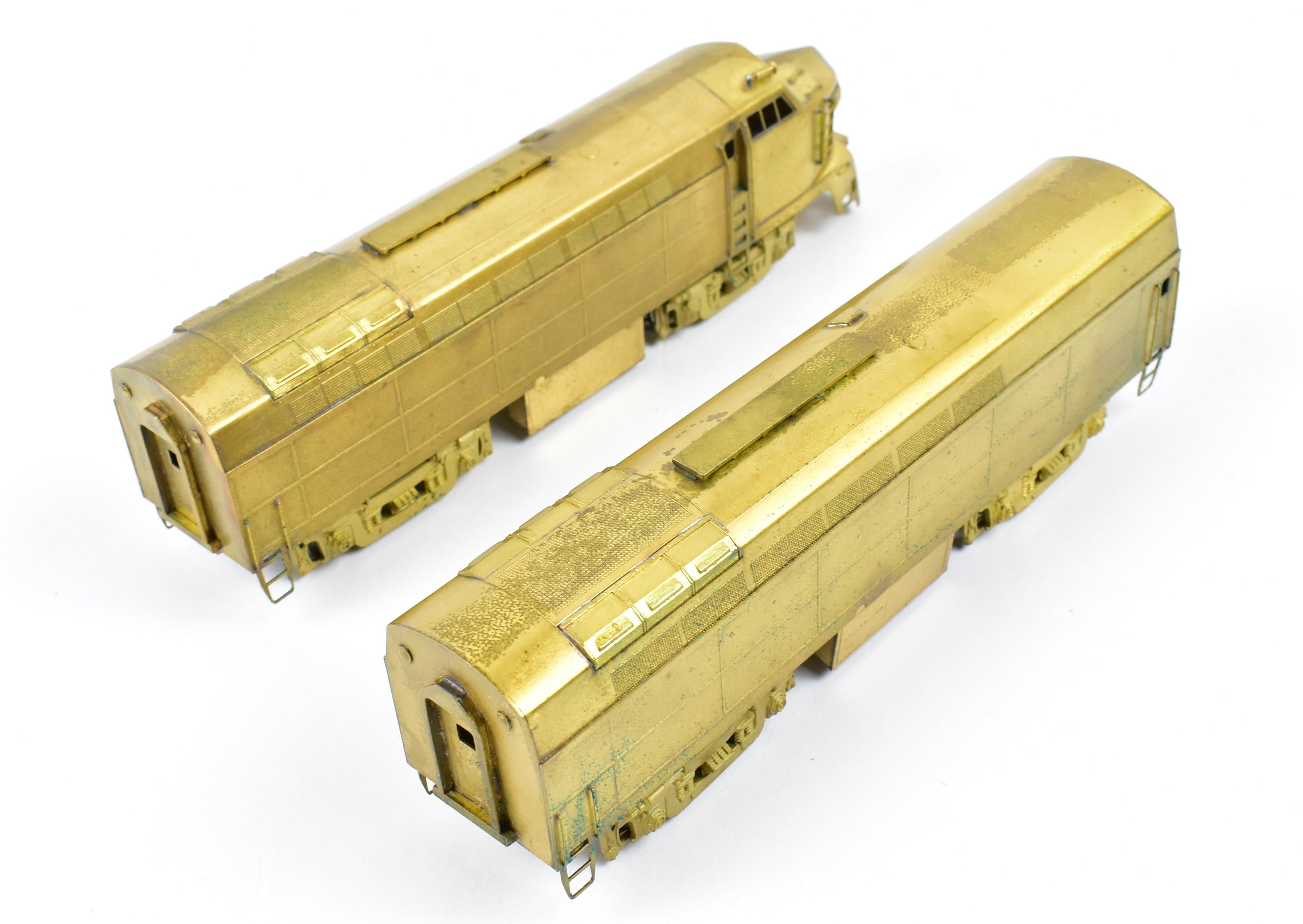 HO Scale Brass ALCO Model Train Set - Various Roads Baldwin RF - 16A & RF - 16B Powered Diesel Locomotives 2 - Unit Set