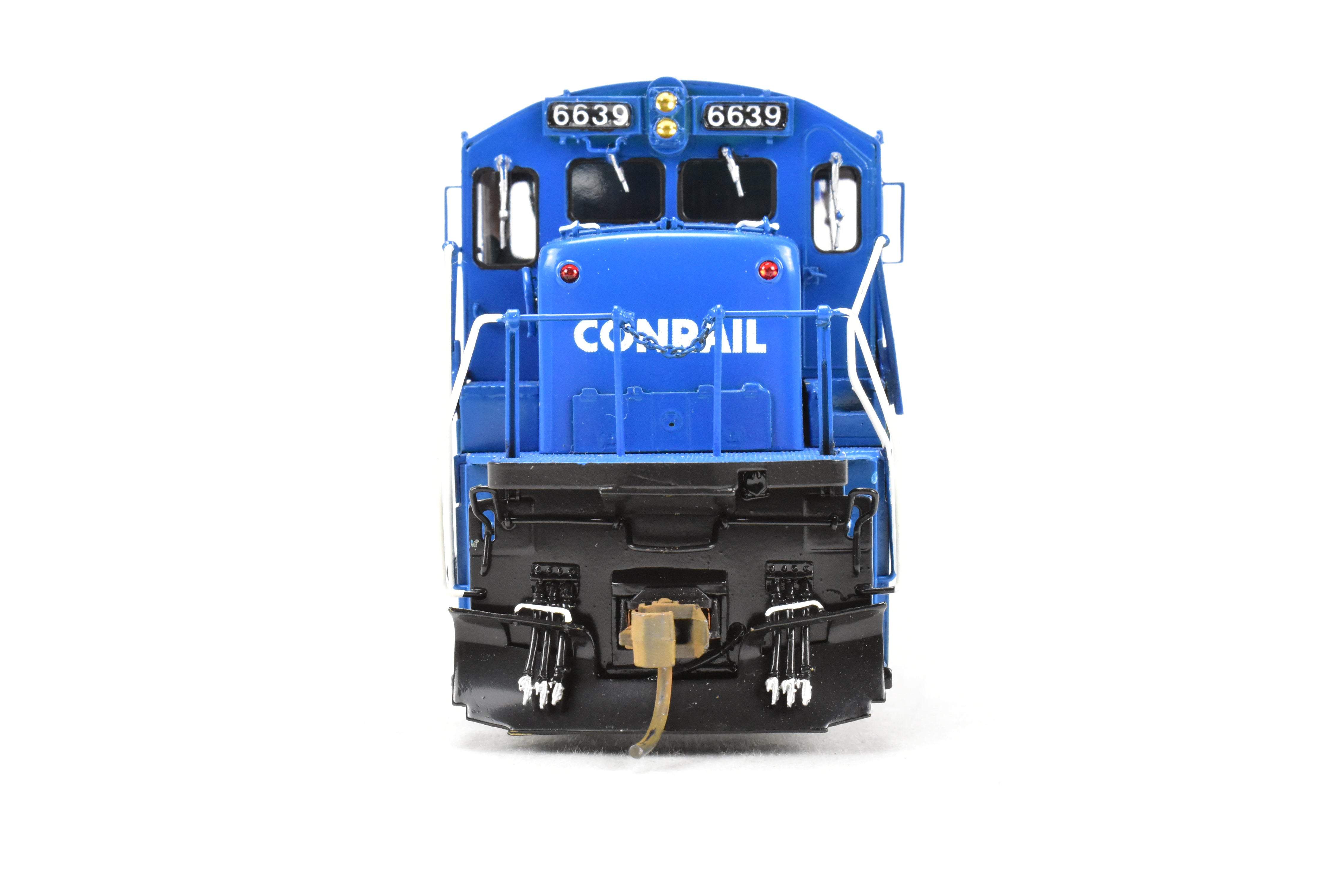 HO Scale Brass Model Train - Overland Models Inc. Conrail GE C36 - 7 Locomotive with Anti - Climber Front Porch, Professionally Painted, Number 6639