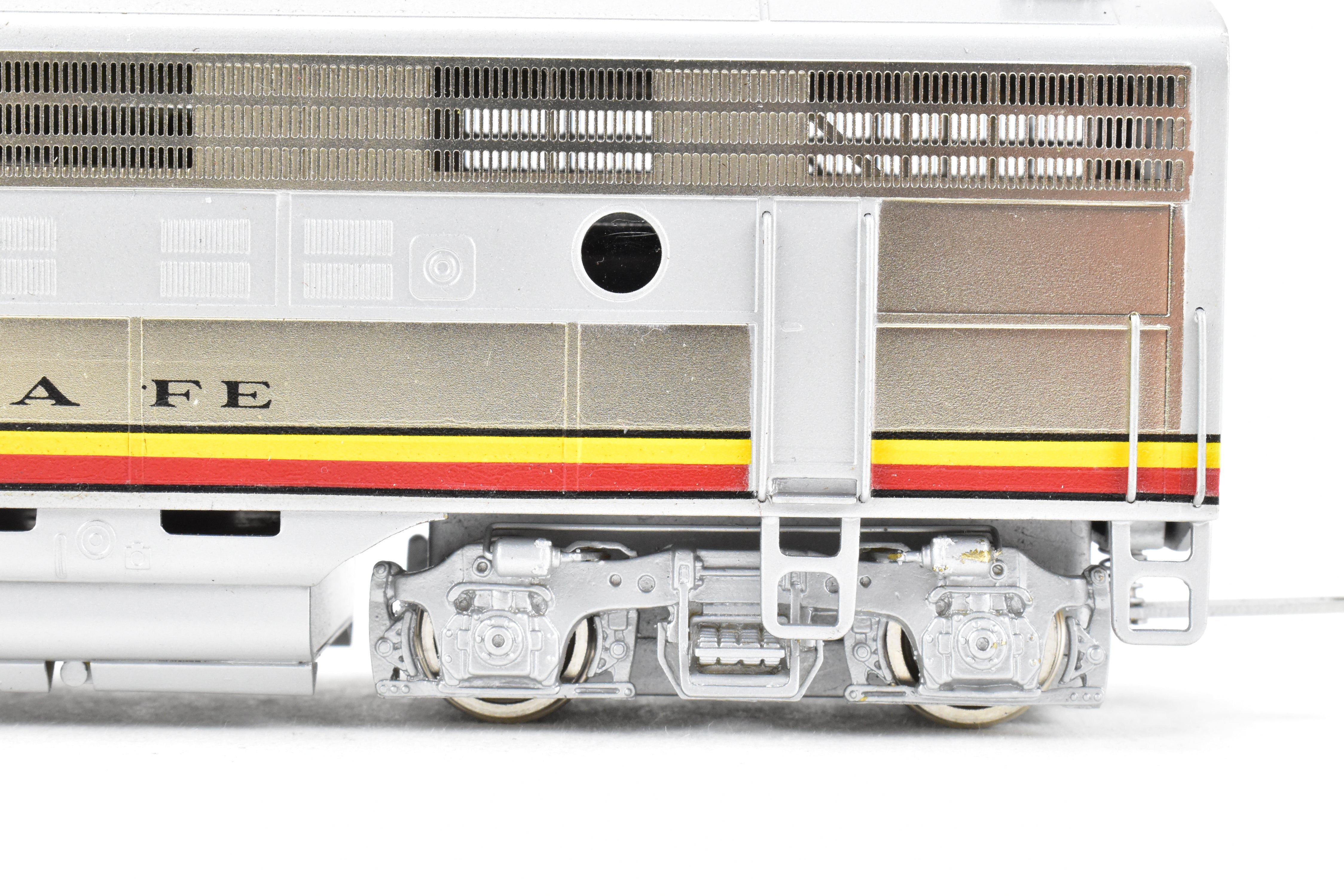 HO Brass Oriental Limited ATSF Santa Fe EMD F3A 1500 HP Phase IV Warbonnet #337 Pro-Painted