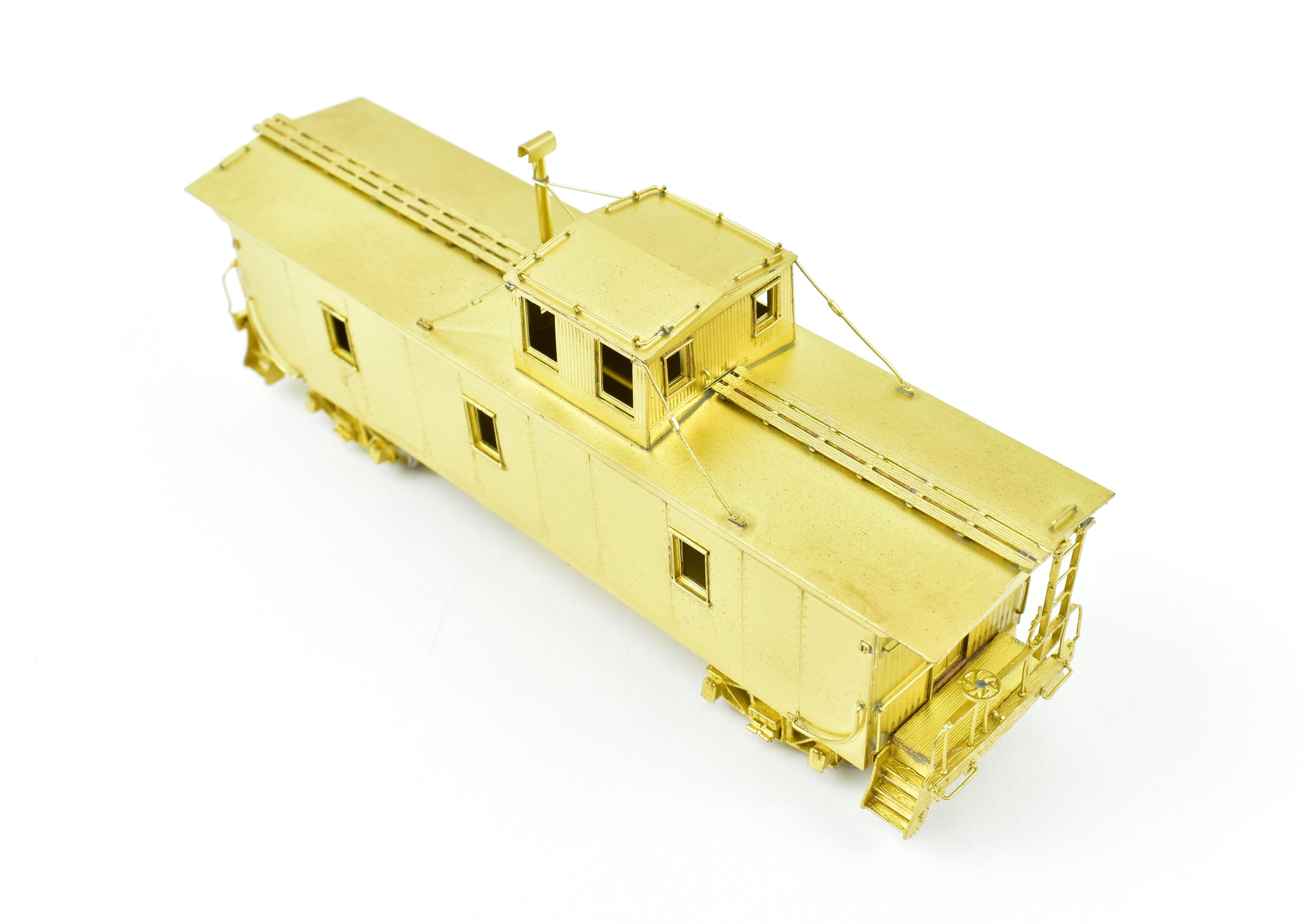 HO Brass OMI Overland Models Soo Line Wood Sheath Caboose with Two Side Windows