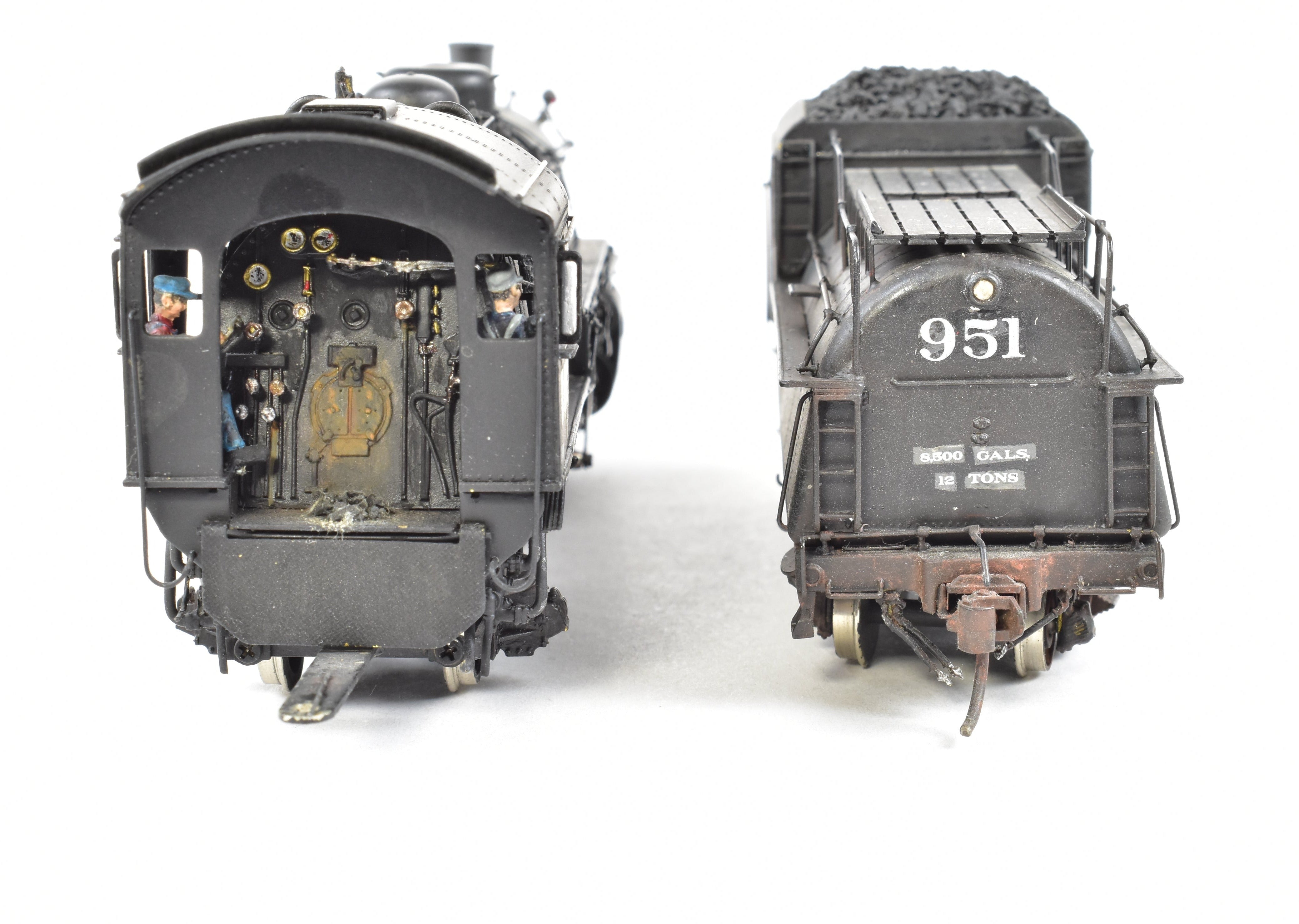 HO Scale Brass Model Train - Overland Models CRI&P Rock Island P-42 4-6-2 Pacific Steam Locomotive CP #951 Weathered with Authentic Detailing