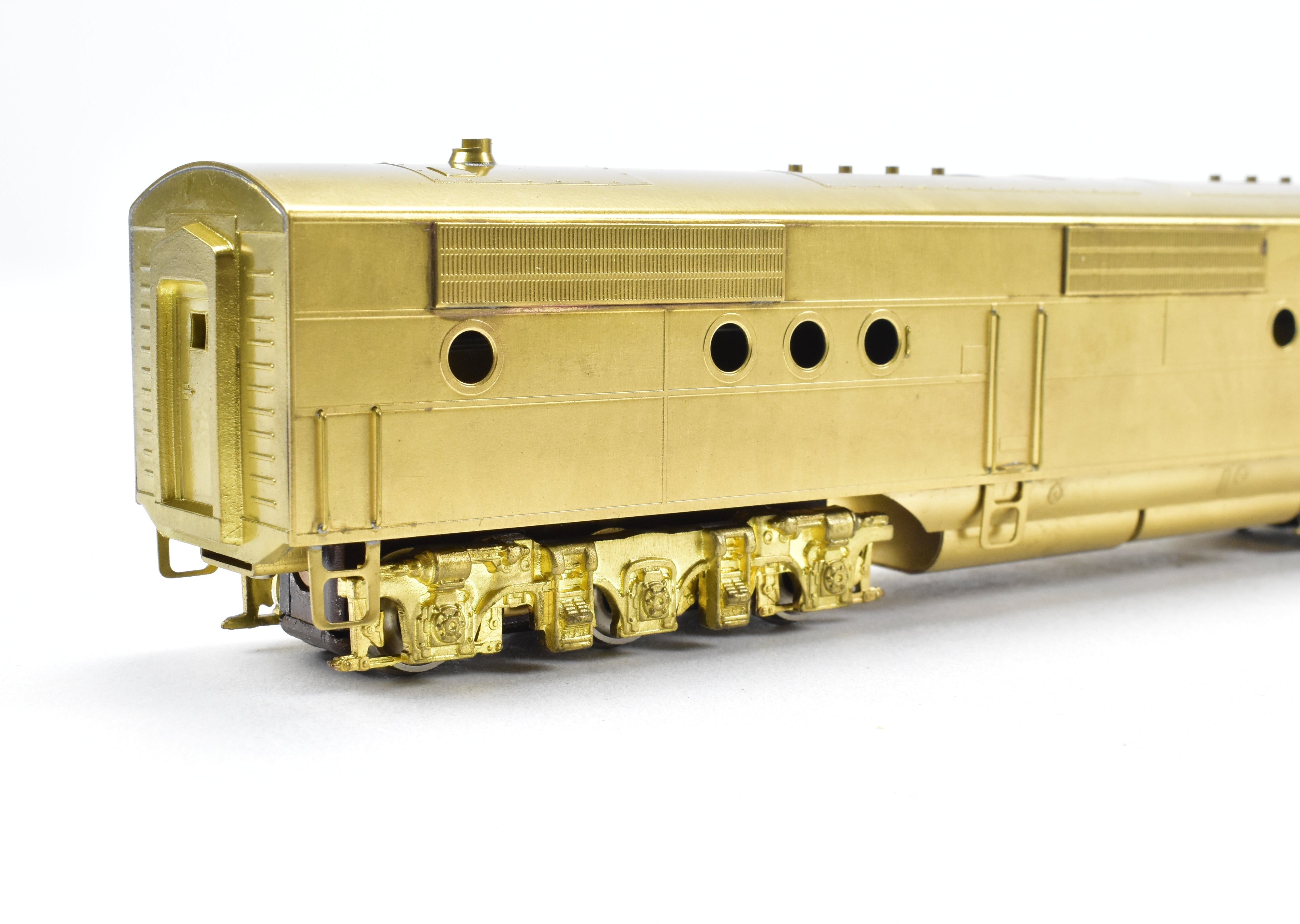 HO Scale Brass Oriental Limited C&NW/UP/SP Cities Model Trains with EMD E2B Powered Engine