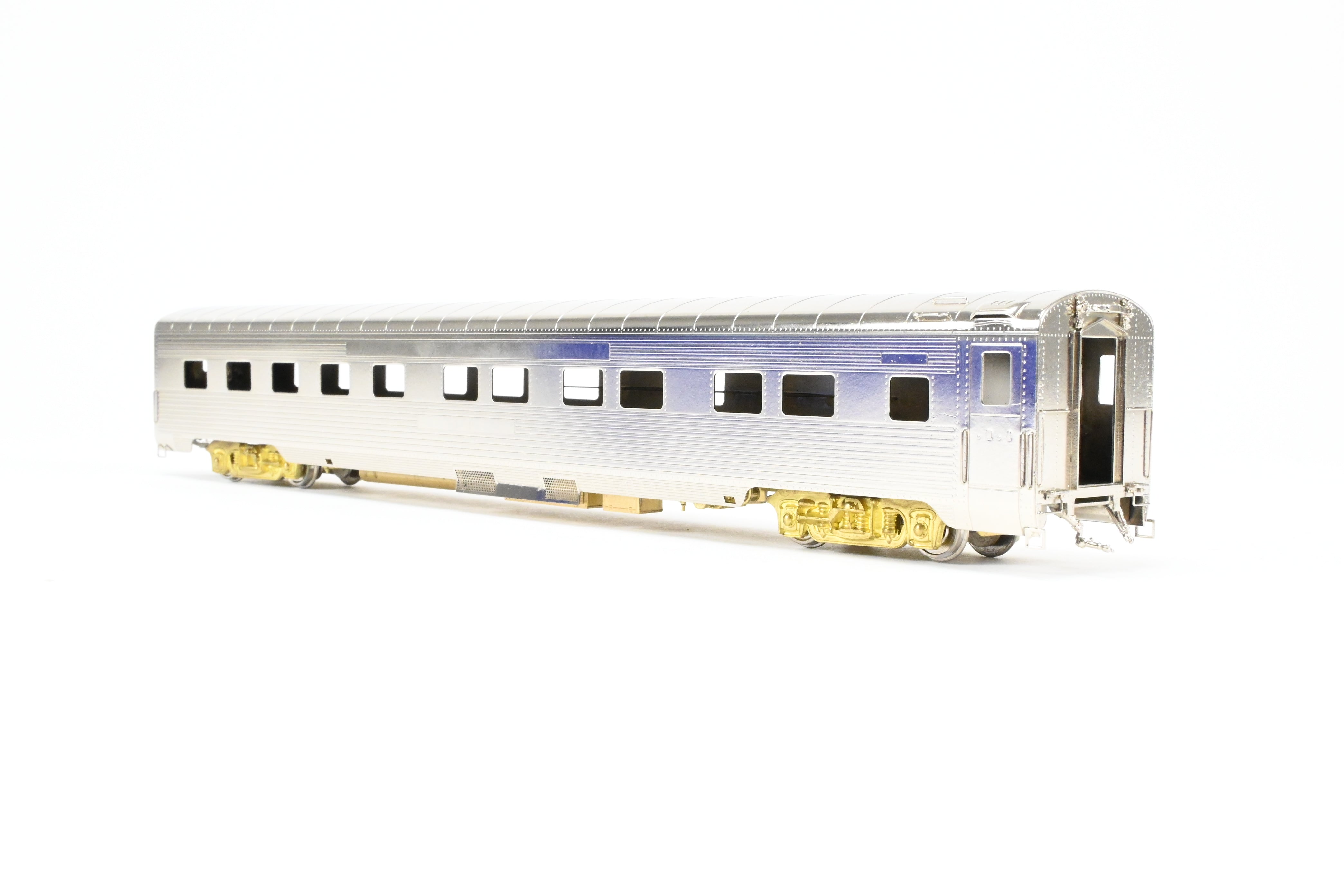 HO Scale Brass Cascade Models AT&SF - Santa Fe ACF Palm Series 11 Bedroom Sleeper Train Model With Skirts