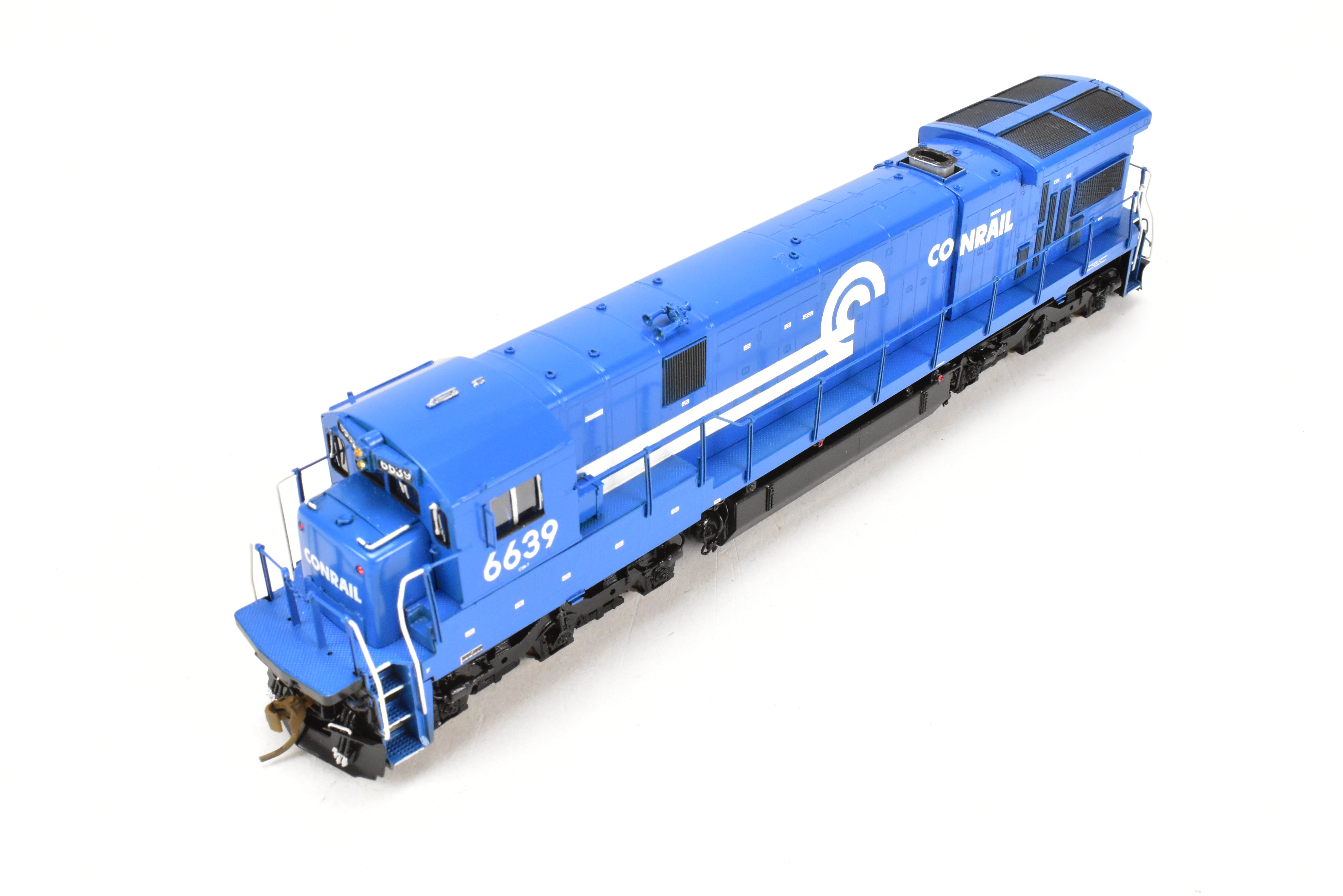 HO Scale Brass Model Train - Overland Models Inc. Conrail GE C36 - 7 Locomotive with Anti - Climber Front Porch, Professionally Painted, Number 6639