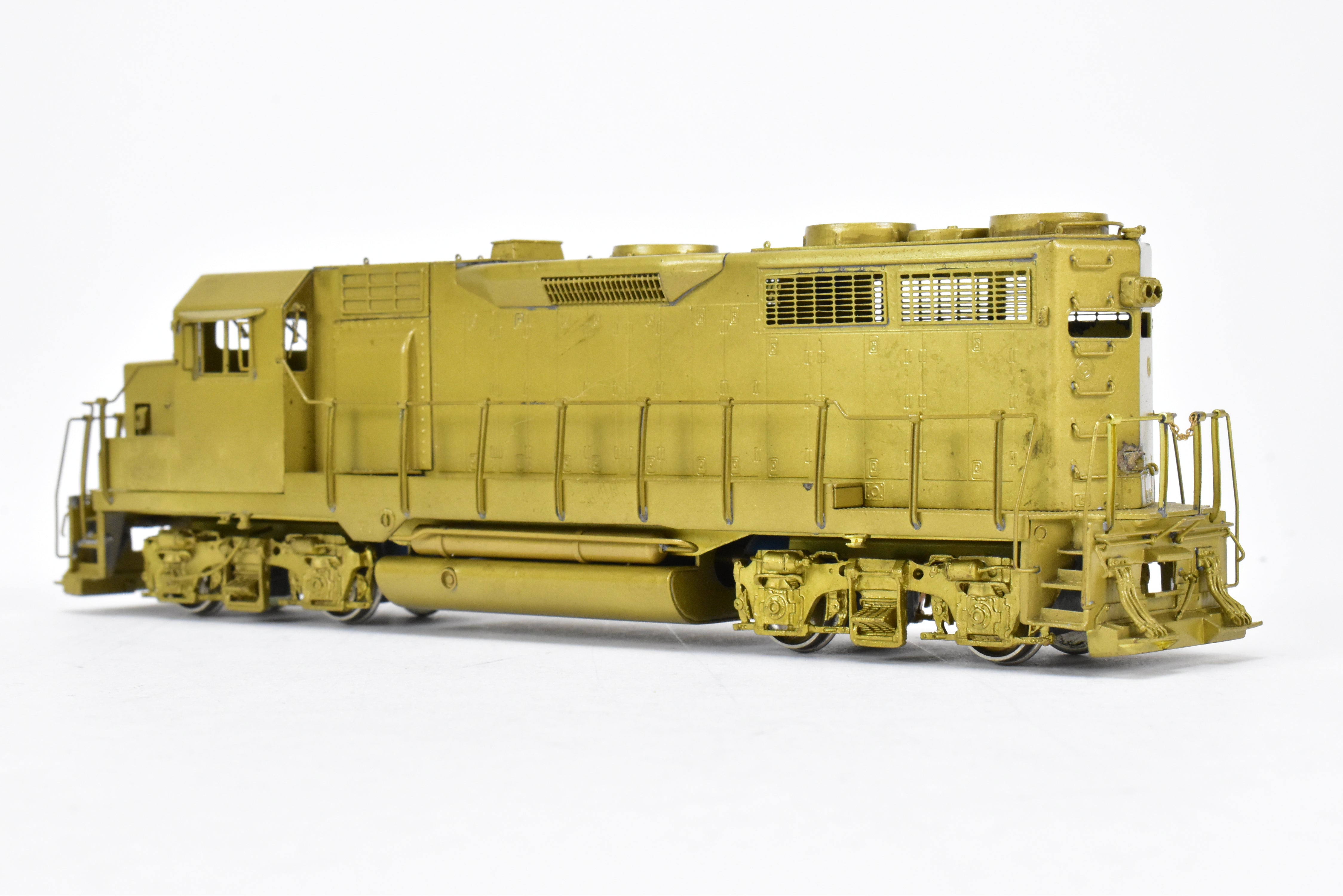 HO Scale Brass Model Train - Overland Models Inc. EMD GP35 Locomotives of Various Roads with Dynamic Brakes and Nose - Mounted Headlight in N Scale