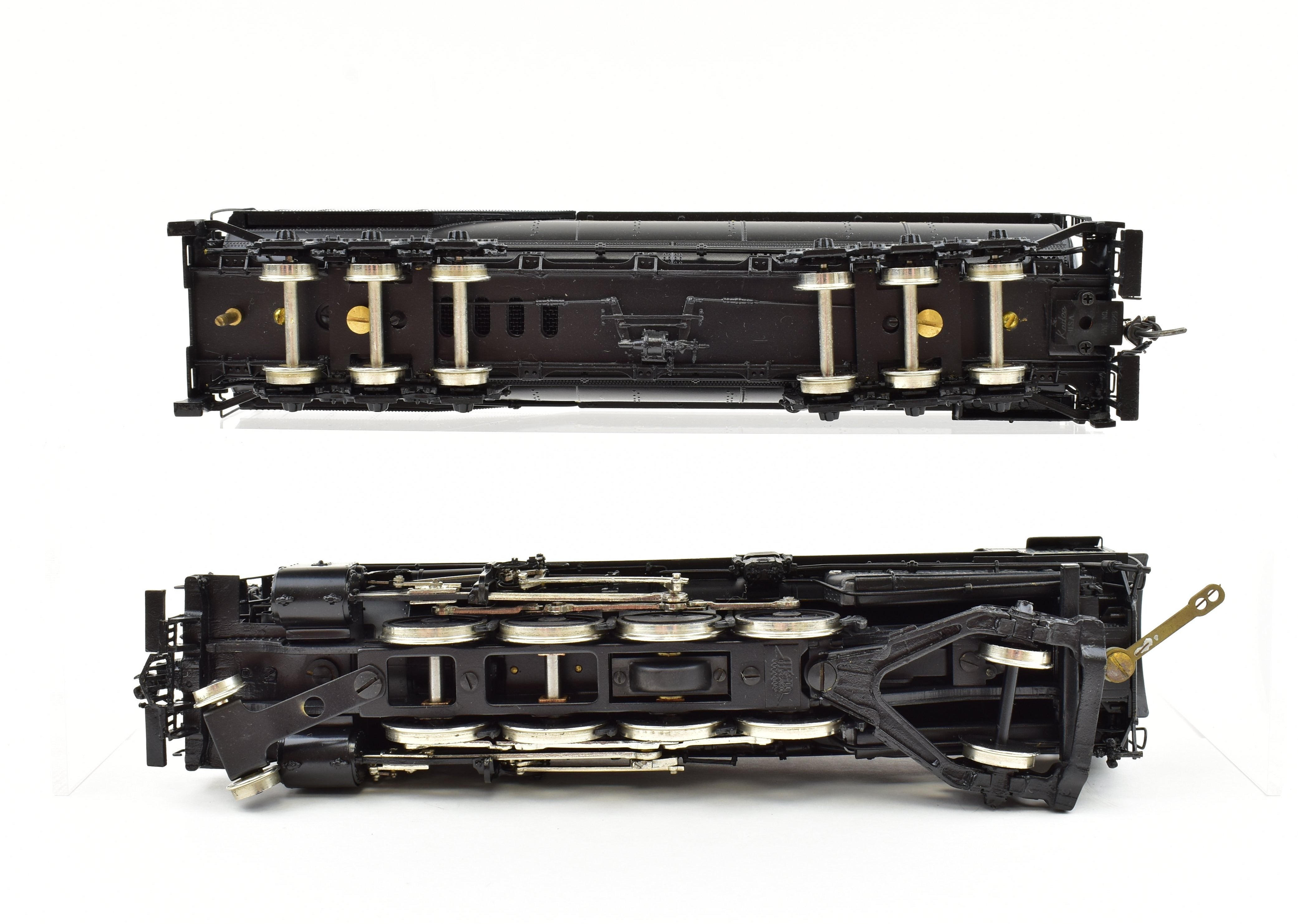 Highly Detailed HO Scale Brass Pacific Fast Mail Model - United C&O Chesapeake & Ohio 2-8-2 K-3 Mikado Crown Model with Pro-Paint #2821 from 1978