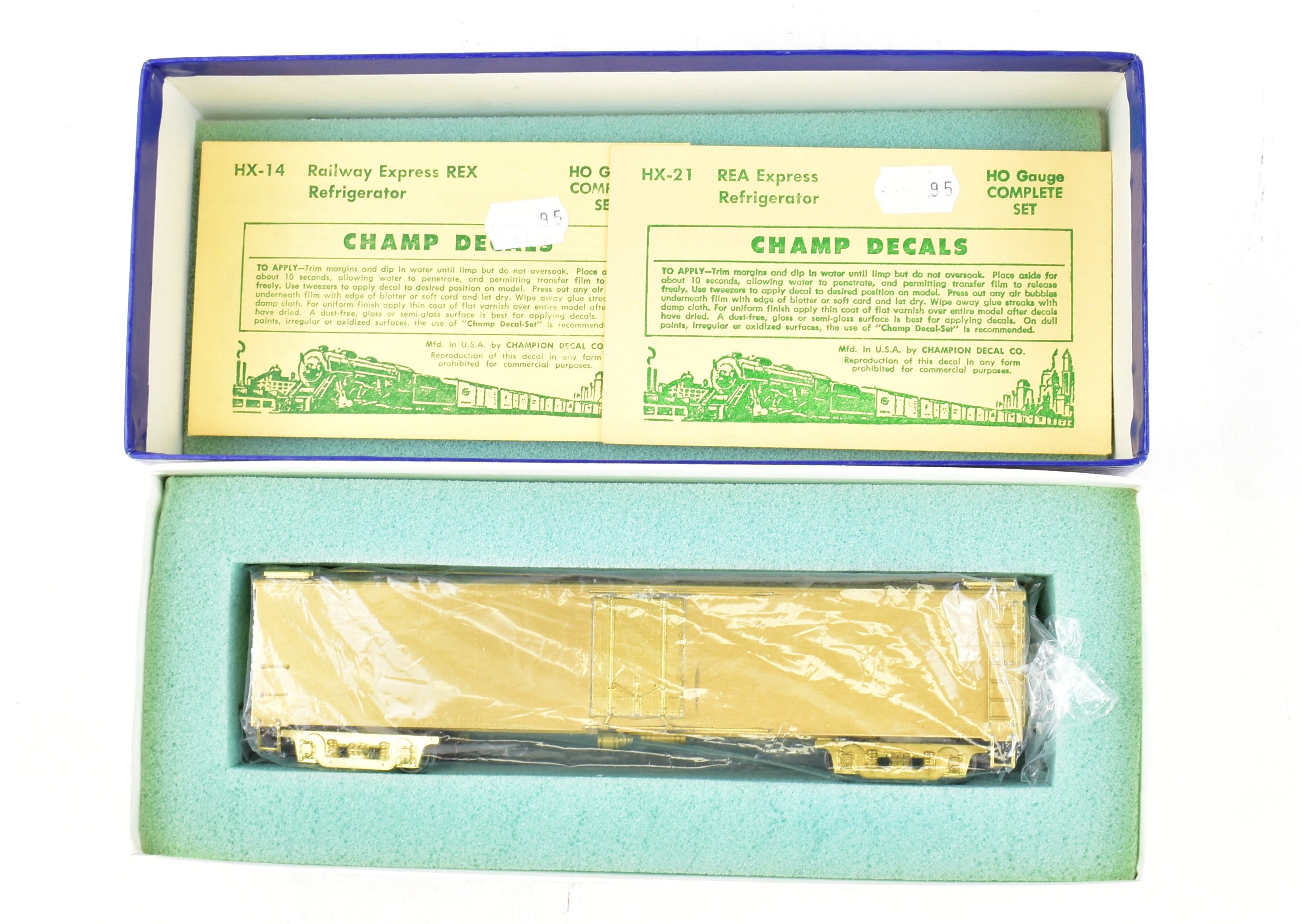 High - Quality HO Scale Brass Cascade Models Railway Express Agency (REA) 50 - Foot Steel Express Refrigerator Car for Model Trains