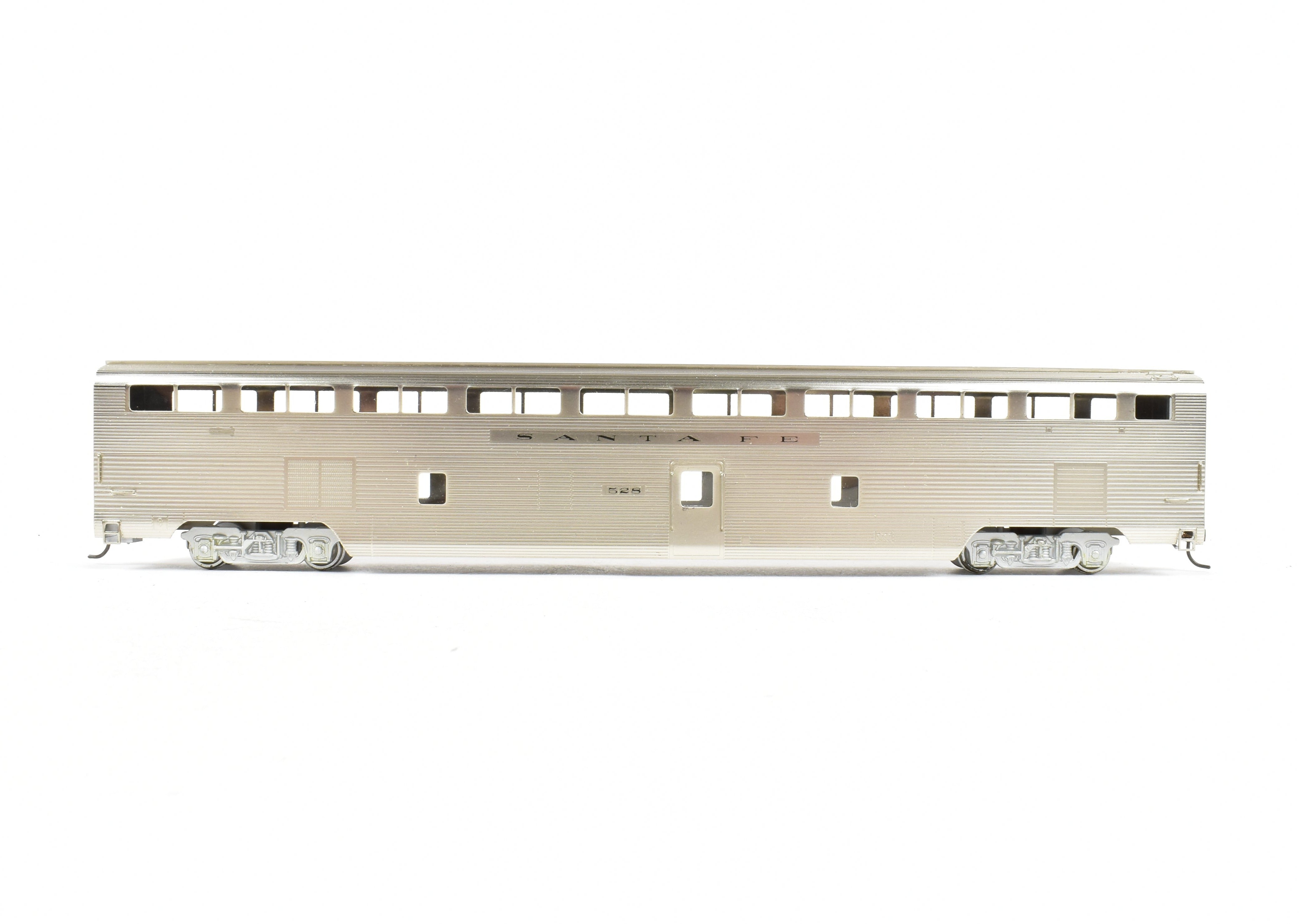 HO Scale Brass Model - Hi - Country Brass ATSF Santa Fe 500 Series High - Level Transition Chair Car Number 528