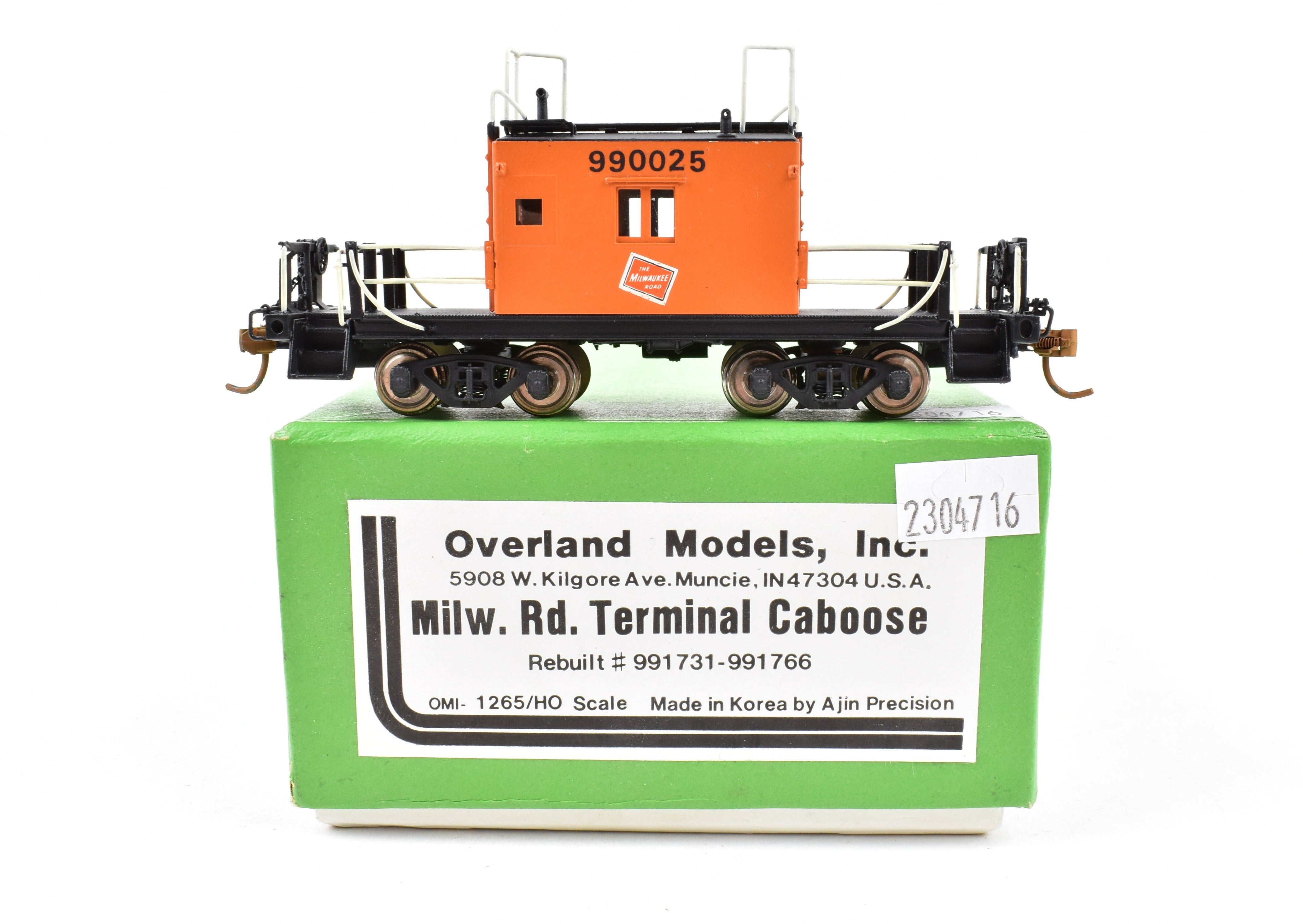 HO Scale Brass Pro - Painted MILW Milwaukee Road Terminal Caboose by OMI