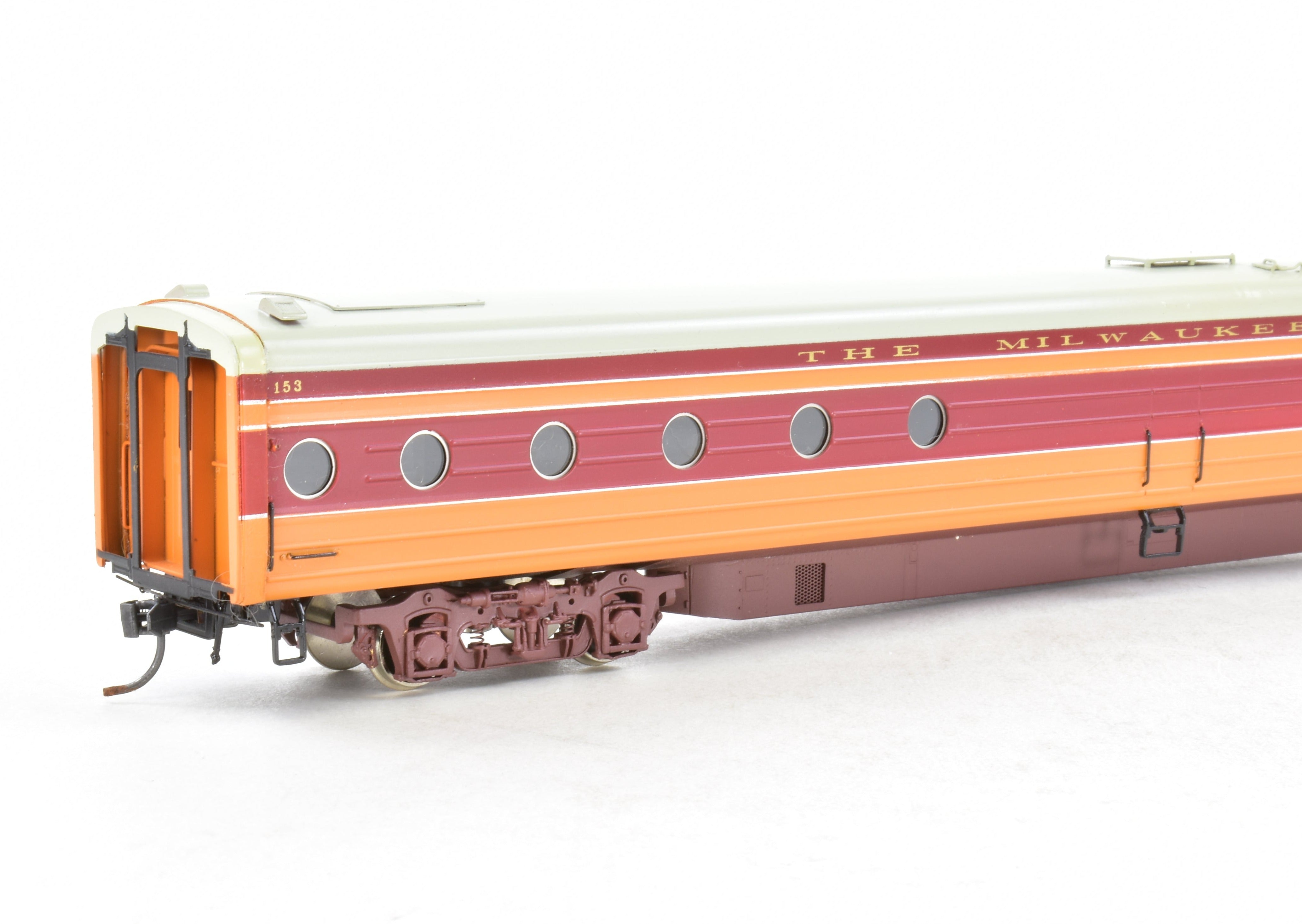 HO Scale Brass Model Train Set - Precision Scale Co. Milwaukee Road 1939 Hiawatha 9 - Car Factory - Painted Set