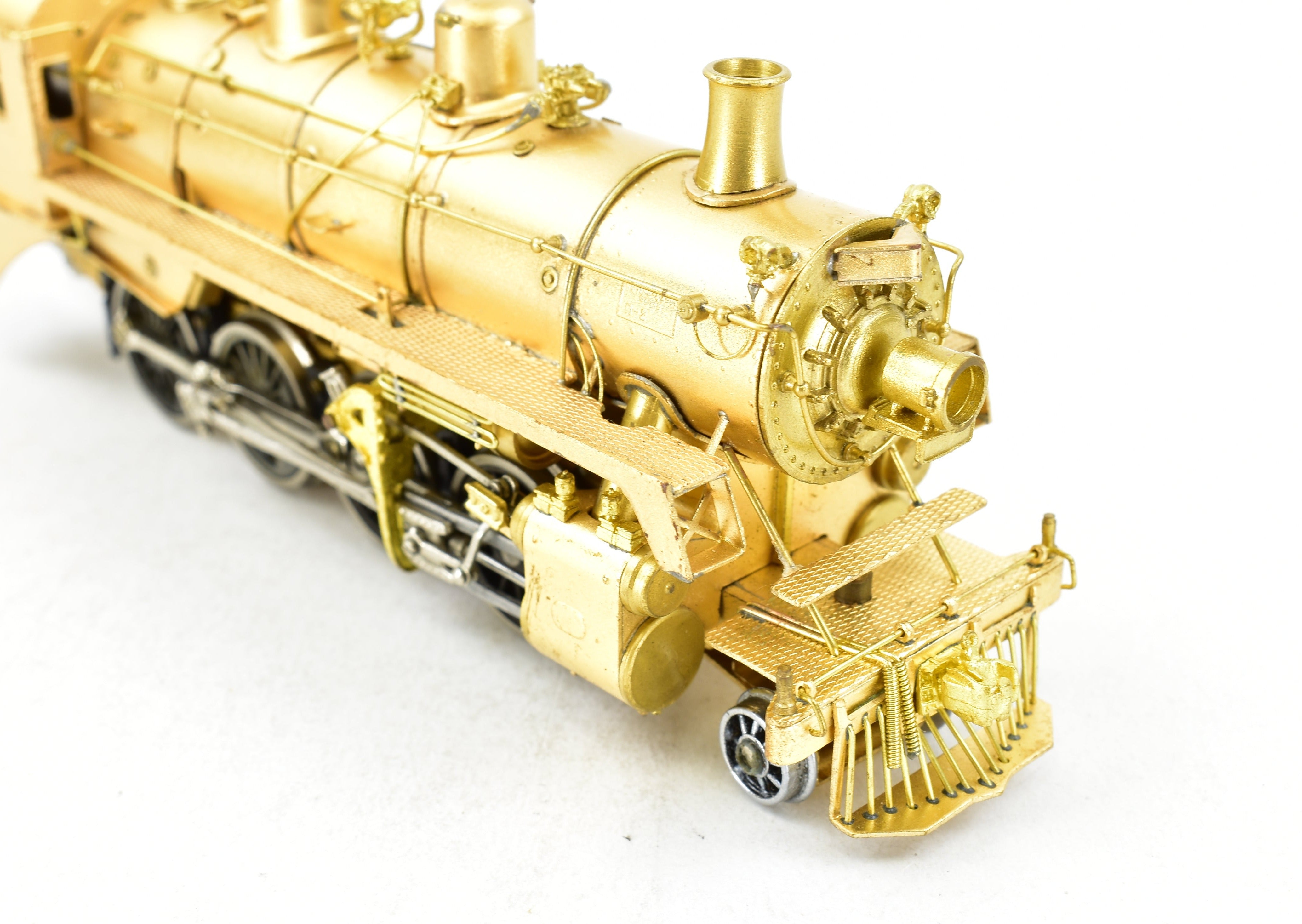 High - Quality HO Scale Brass Model Train - Van Hobbies CPR Canadian Pacific Railway 2 - 8 - 0 Locomotive Replica