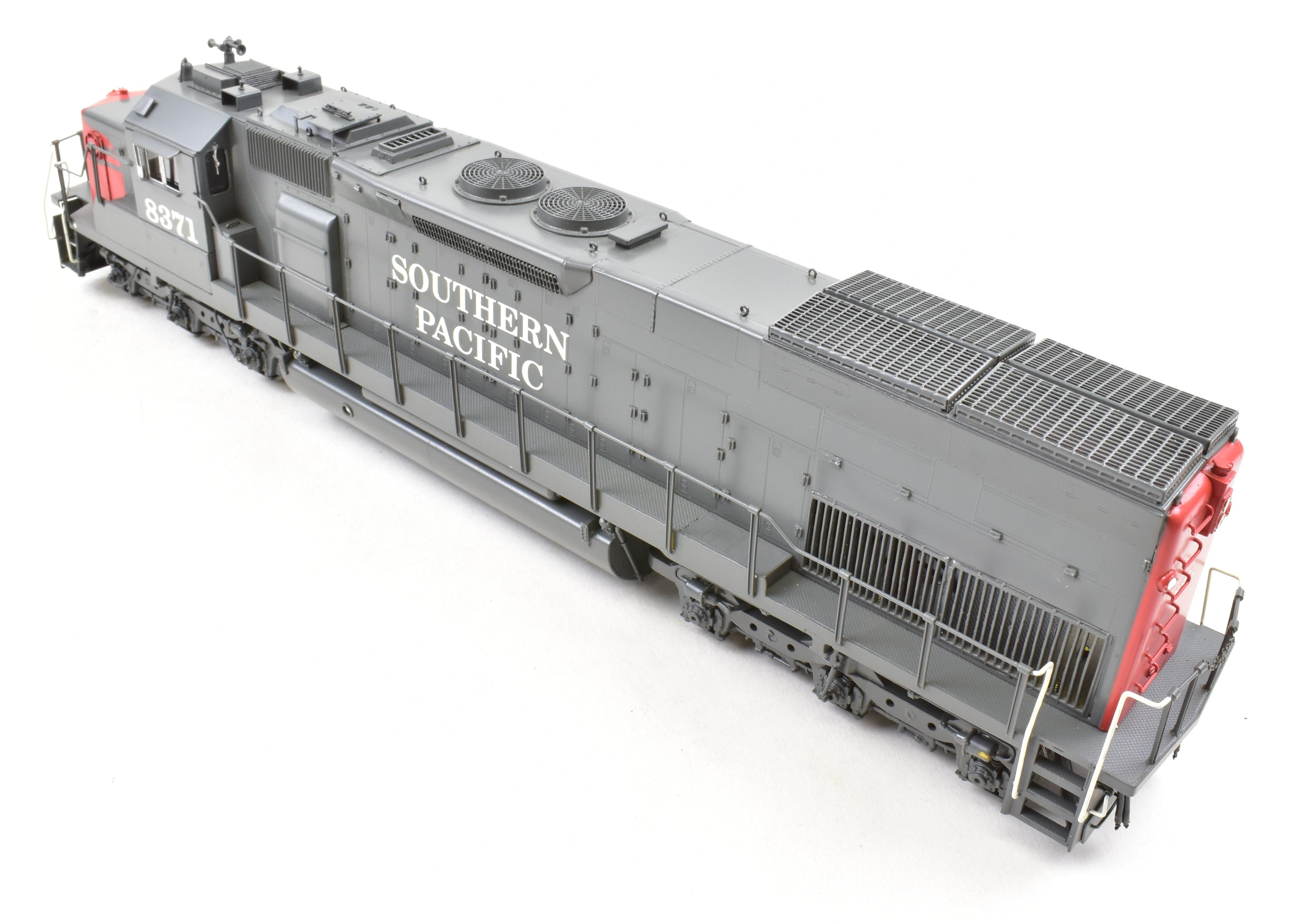 Southern Pacific EMD SD40T - 2 116 Nose Factory Painted Model Train No. 8731 by Overland Models (OMI) - S Brass CON
