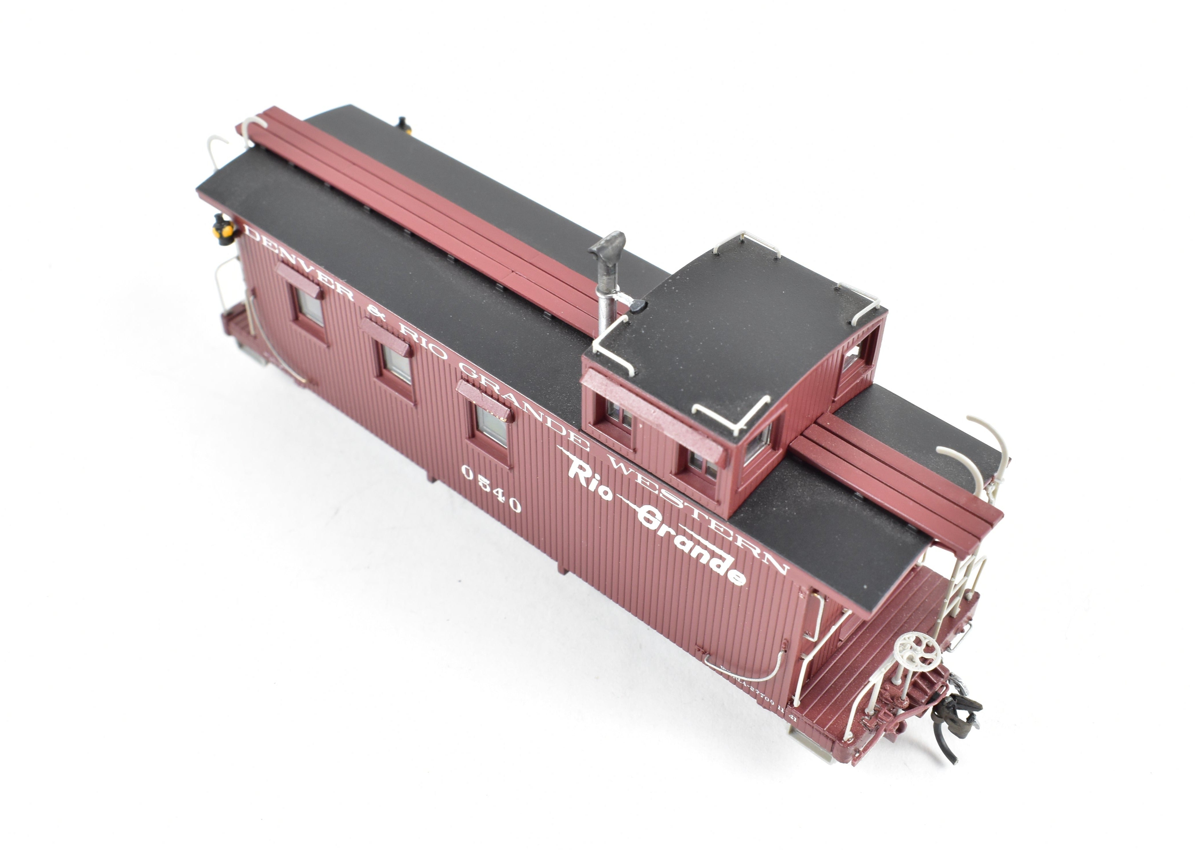 HOn3 Scale Plastic Model - Blackstone Models' Denver & Rio Grande Western Long Caboose, Factory Painted in Rio Grande Flying Herald, No. 0540