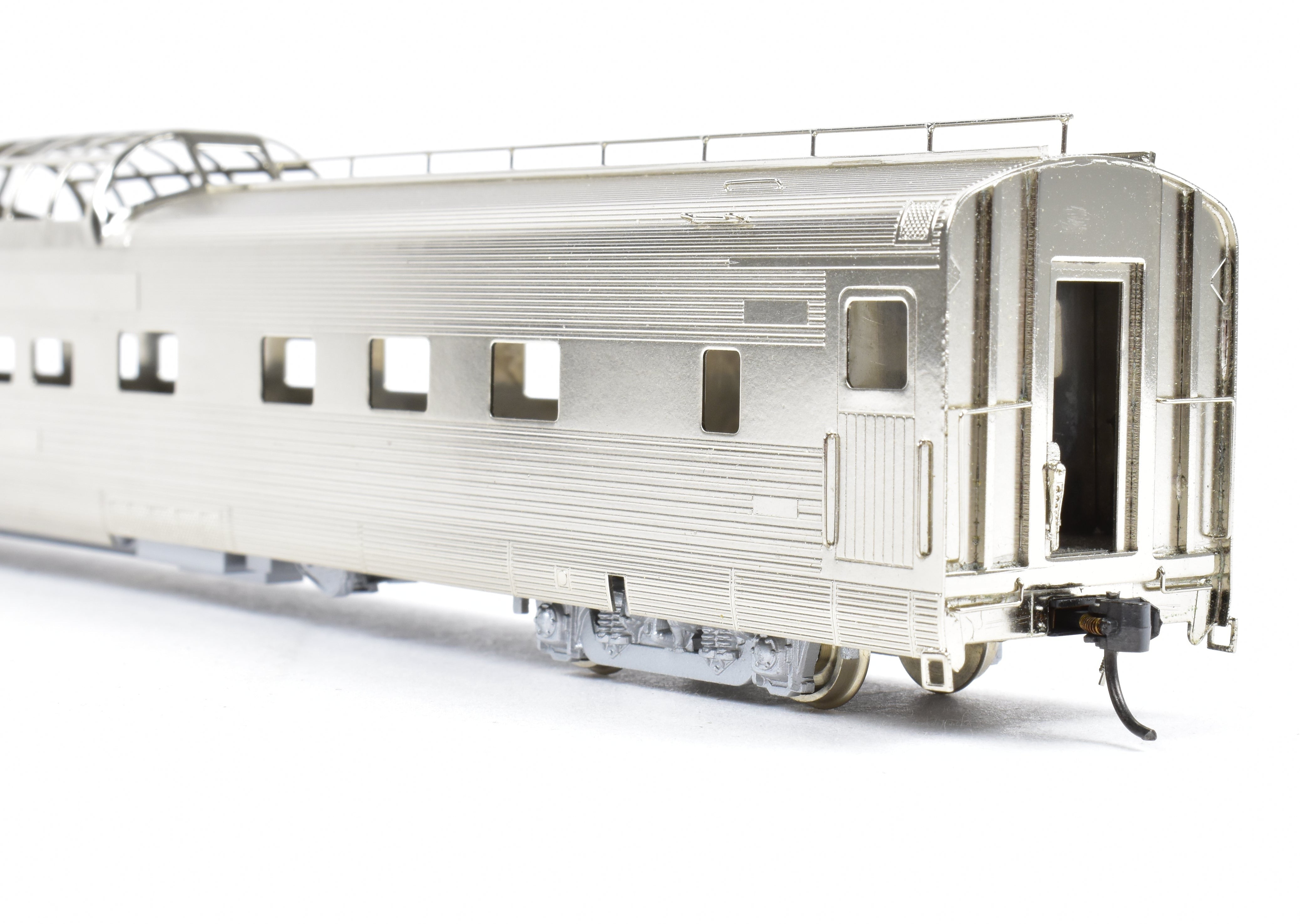 HO Scale Brass Model of Oriental Limited CB&Q/DRGW/WP California Zephyr Dome Sleeper Observation Car