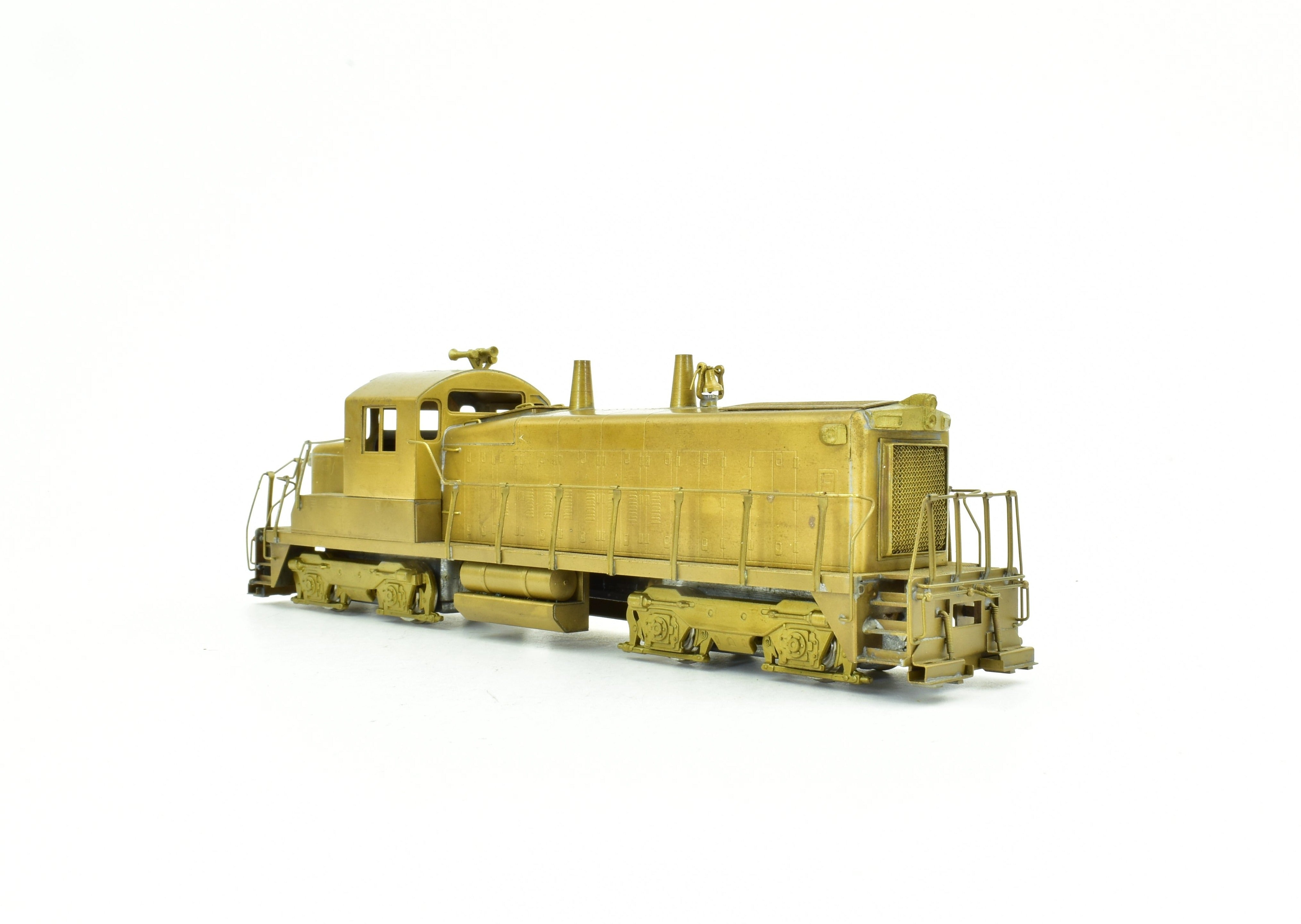 HO Scale Brass Model Trains by HO Brass Trains Inc. - Chicago & Illinois Midland Railway EMD RS - 1325 Diesel Switcher Model Train