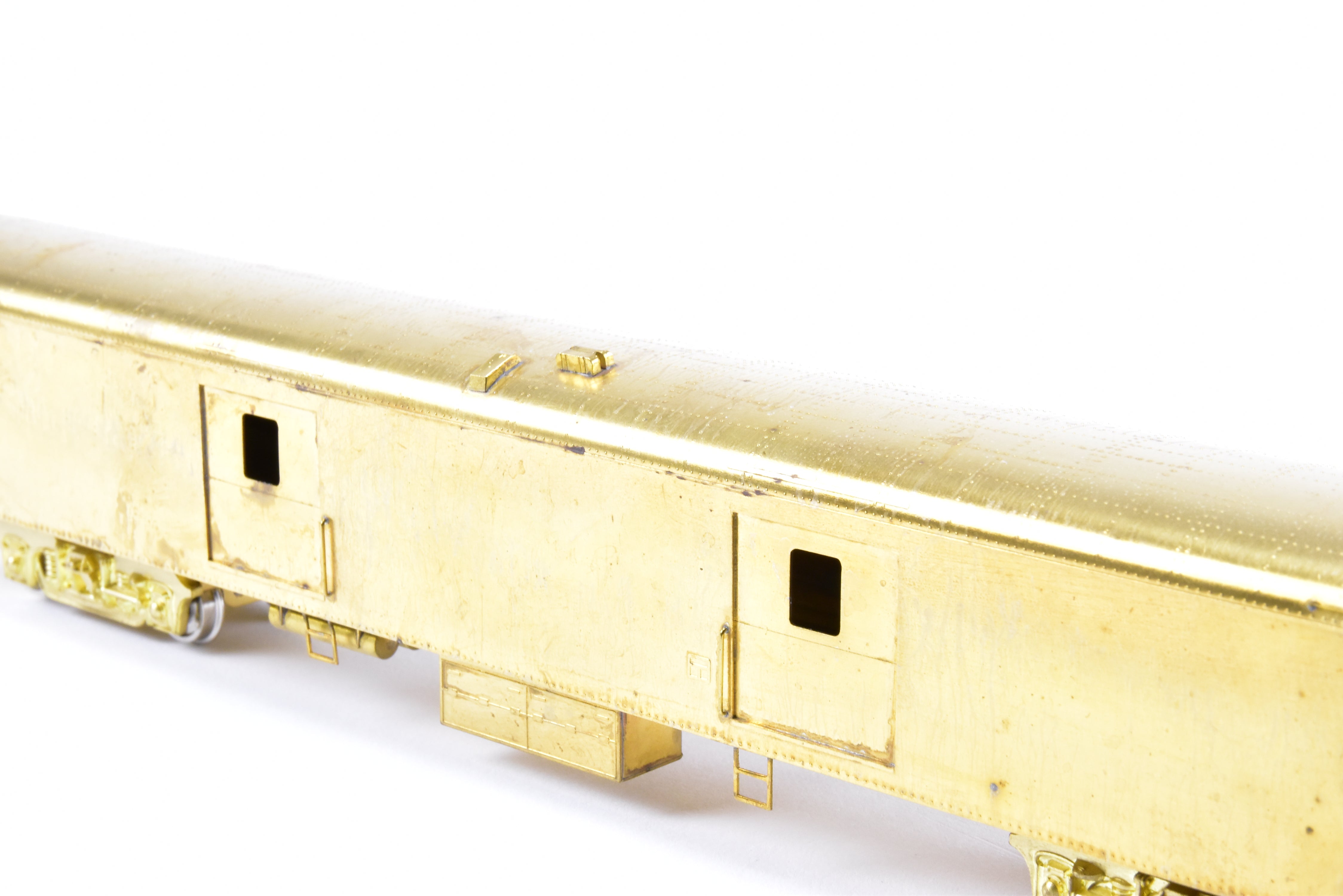 Hi - Country Brass Union Pacific ACF #5664 Baggage Car, Moderate Tarnish