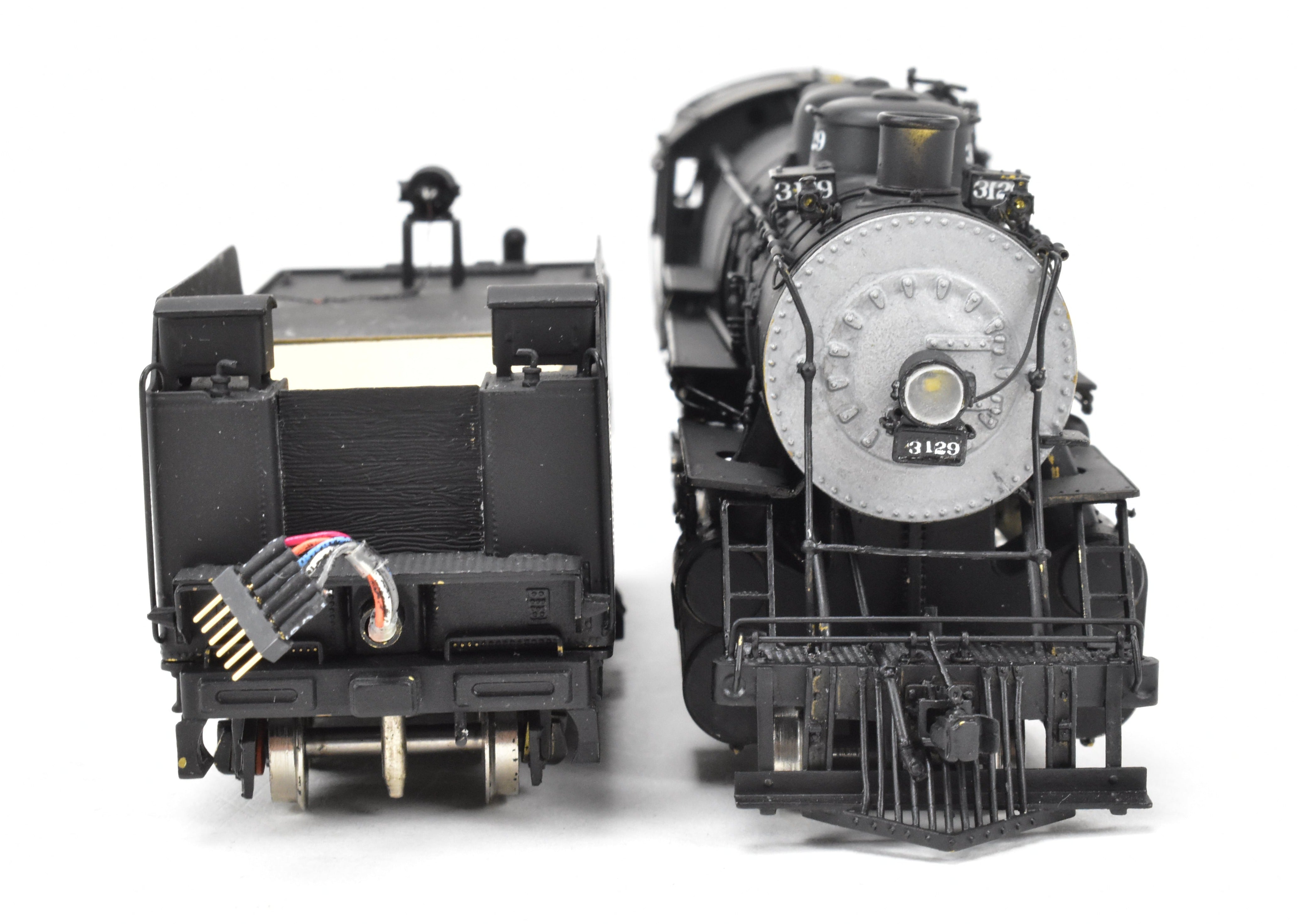 HO Scale Brass Model Train - Hallmark Models ATSF - Santa Fe 3129 Class 2-8-2 Consolidation Locomotive with Pre - installed Digitrax DCC System