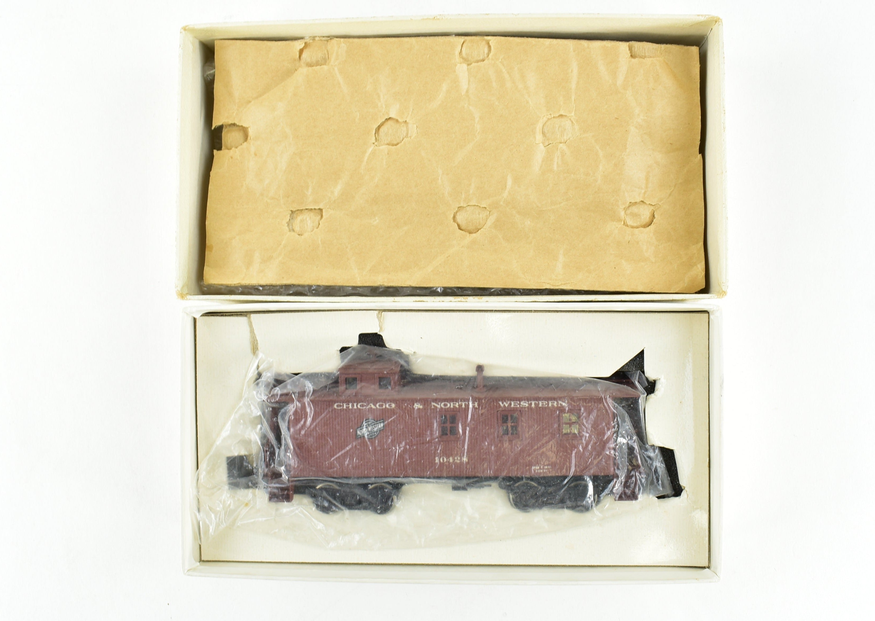 HO Scale Custom Painted Brass Wood Caboose Model by Trains Inc. for Chicago & North Western (C&NW) Railway