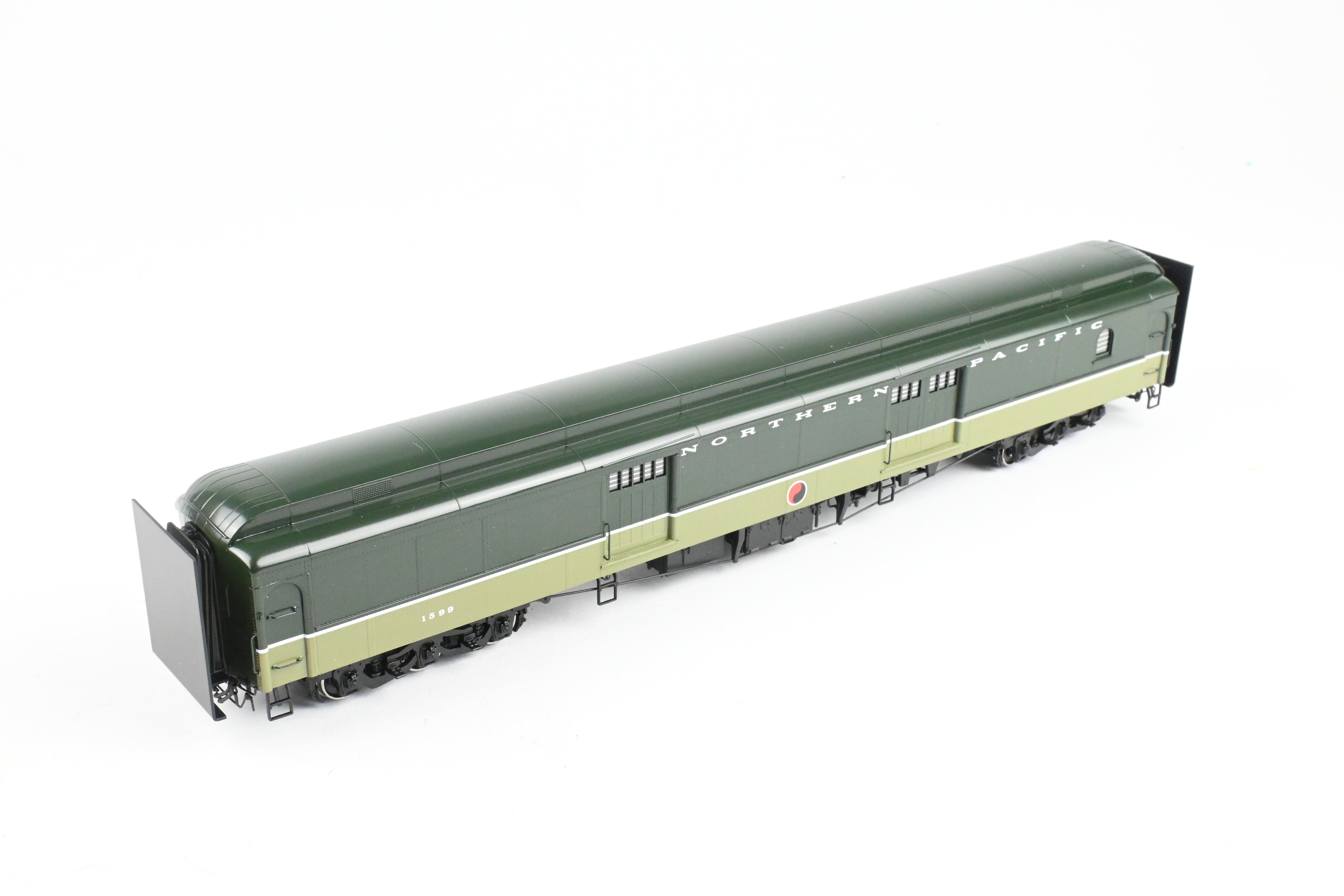 HO Brass W&R Enterprises NP - Northern Pacific Factory - Painted Loewy Truss Rod Baggage Car No. 1599