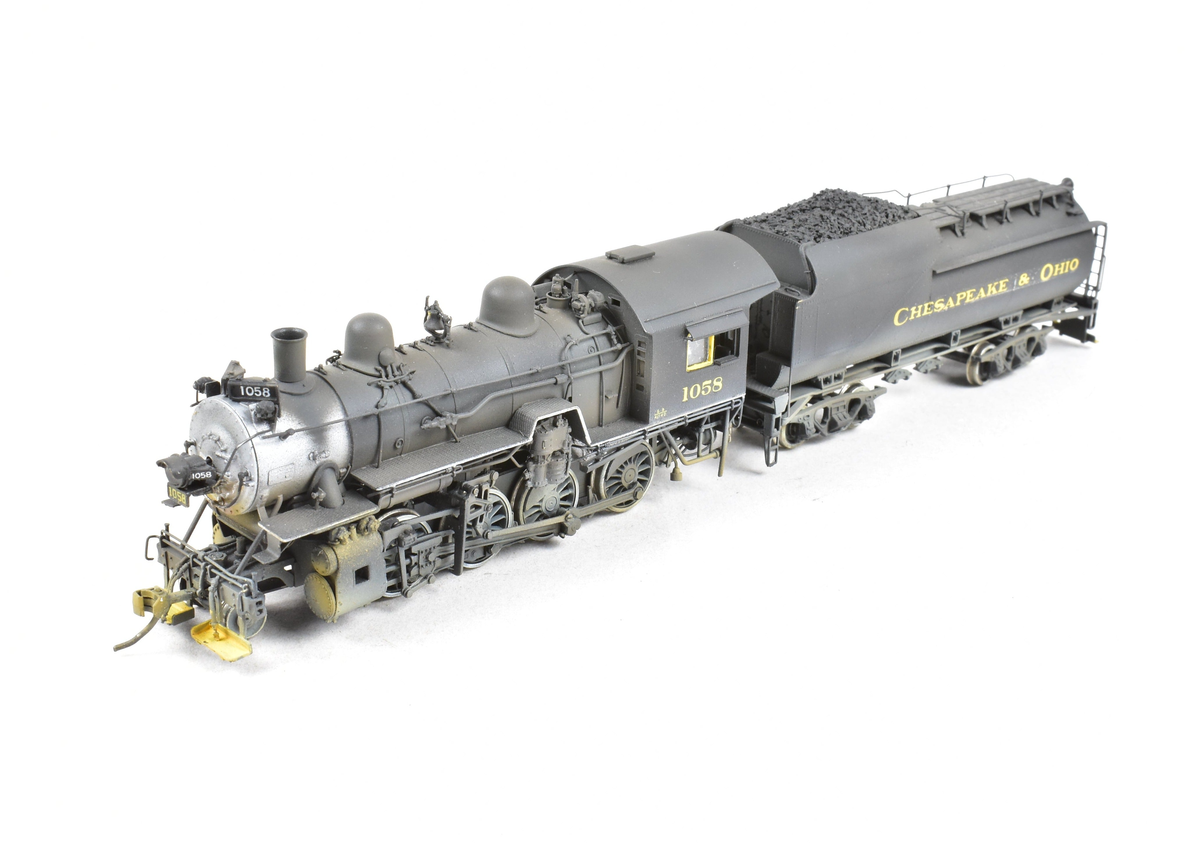 HO Scale Brass Model Train - Overland Models C&O (Chesapeake & Ohio) G - 9 2 - 8 - 0 CP Weathered Locomotive No. 1058 with DCC and Sound Function