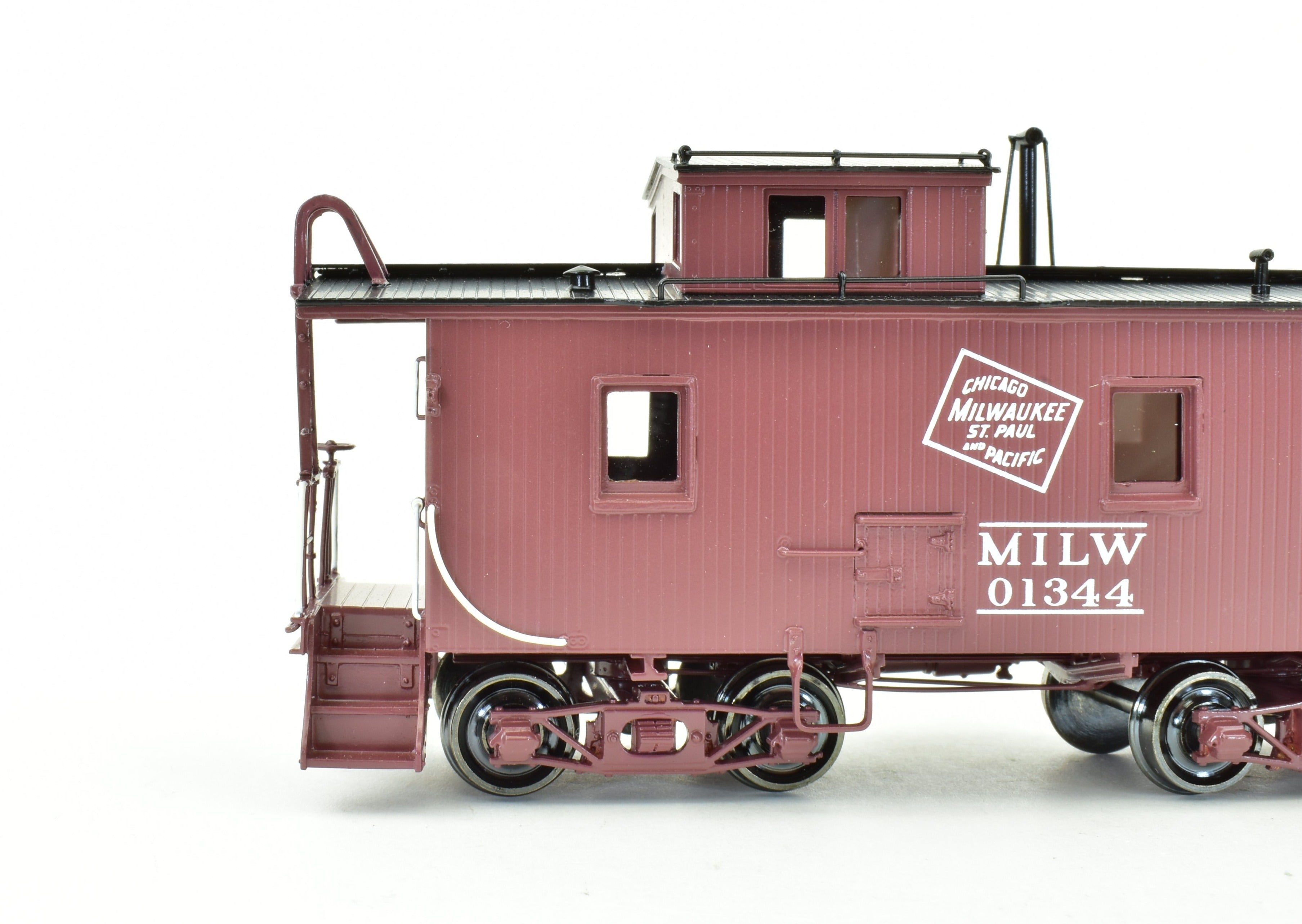 HO Scale Brass OMI Milwaukee Road 24' Wood Caboose by Overland Models