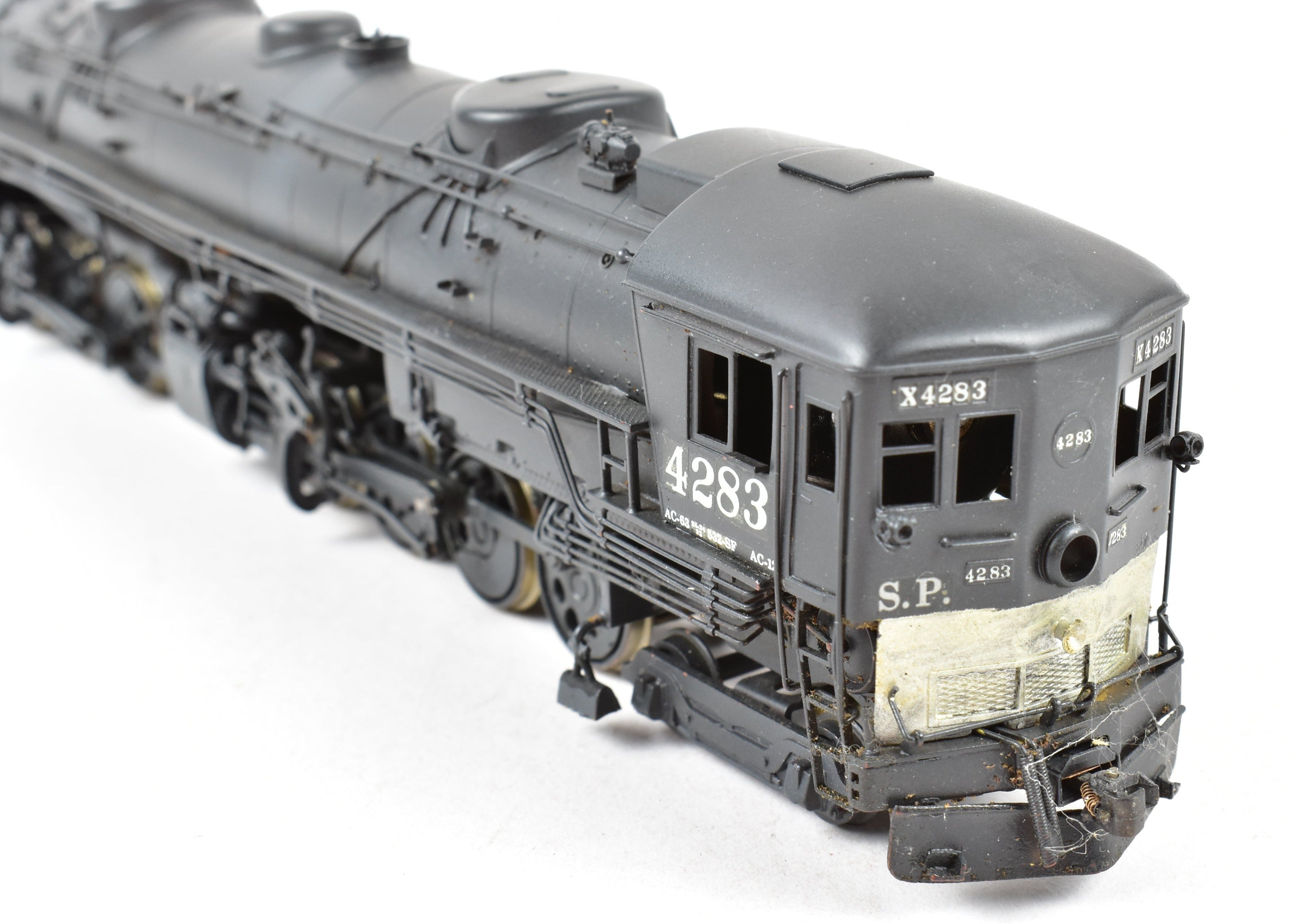 HO Scale Brass Balboa Southern Pacific AC - 12 4 - 8 - 8 - 2 Cab Forward #4283 Weathered Model