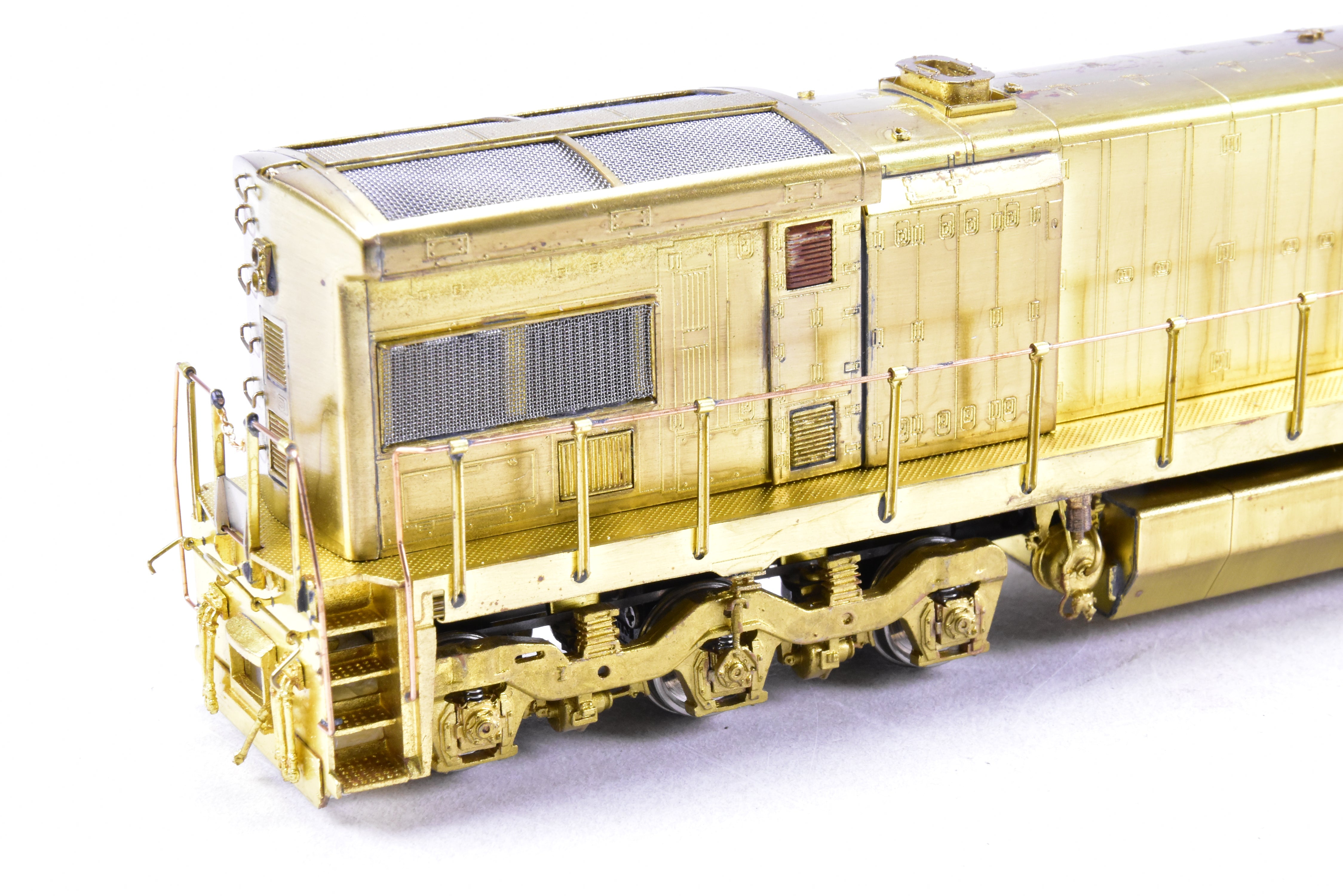 HO Scale Brass Locomotive Model - Overland Models, Inc. ATSF - Santa Fe GE U36C Rebuilt #9500