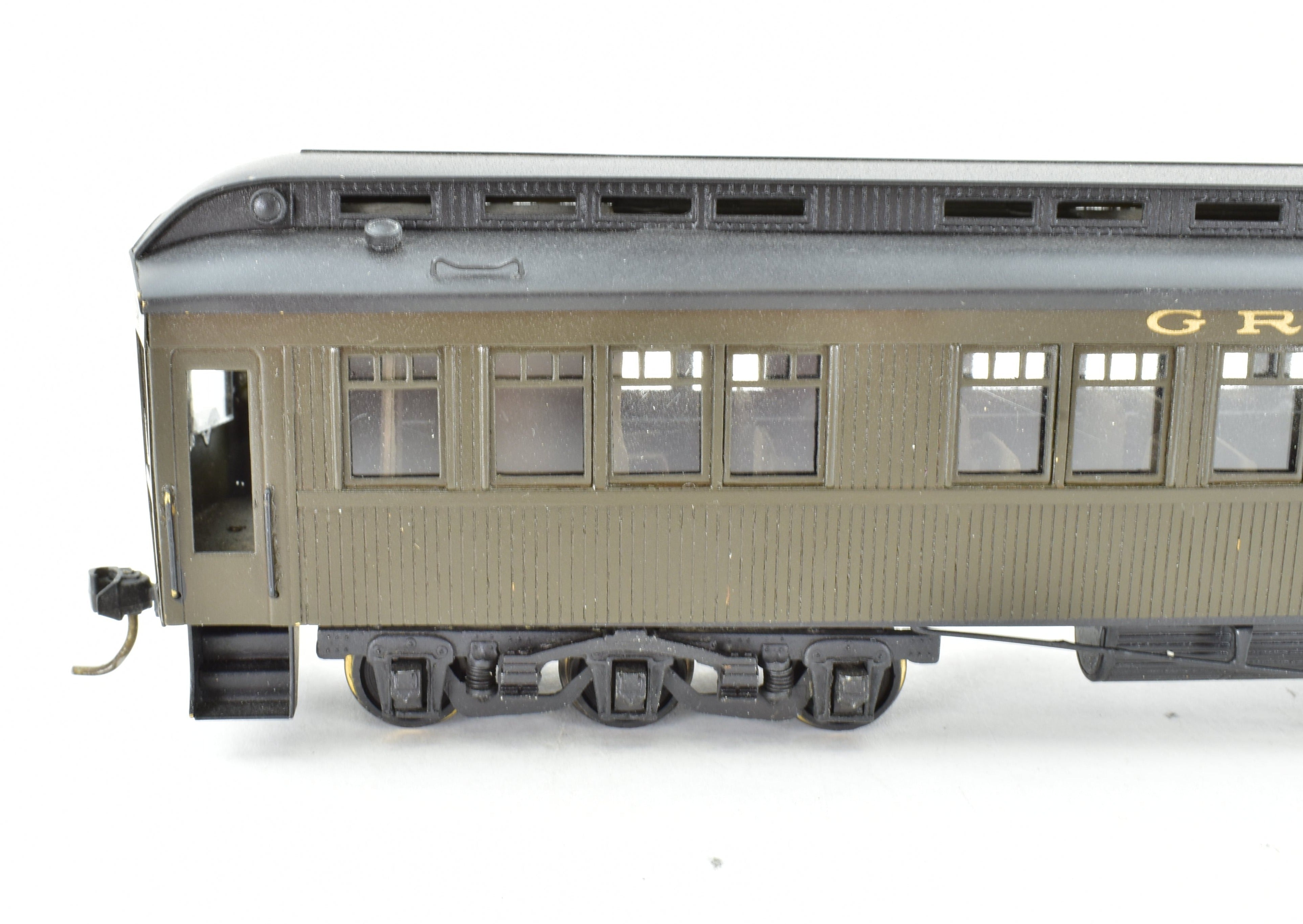 HO Scale Brass PFM Van Hobbies Canadian Pacific Railway Kettle Valley Wood Passenger Sleeper Model with Painted GN Finish and No Original Box