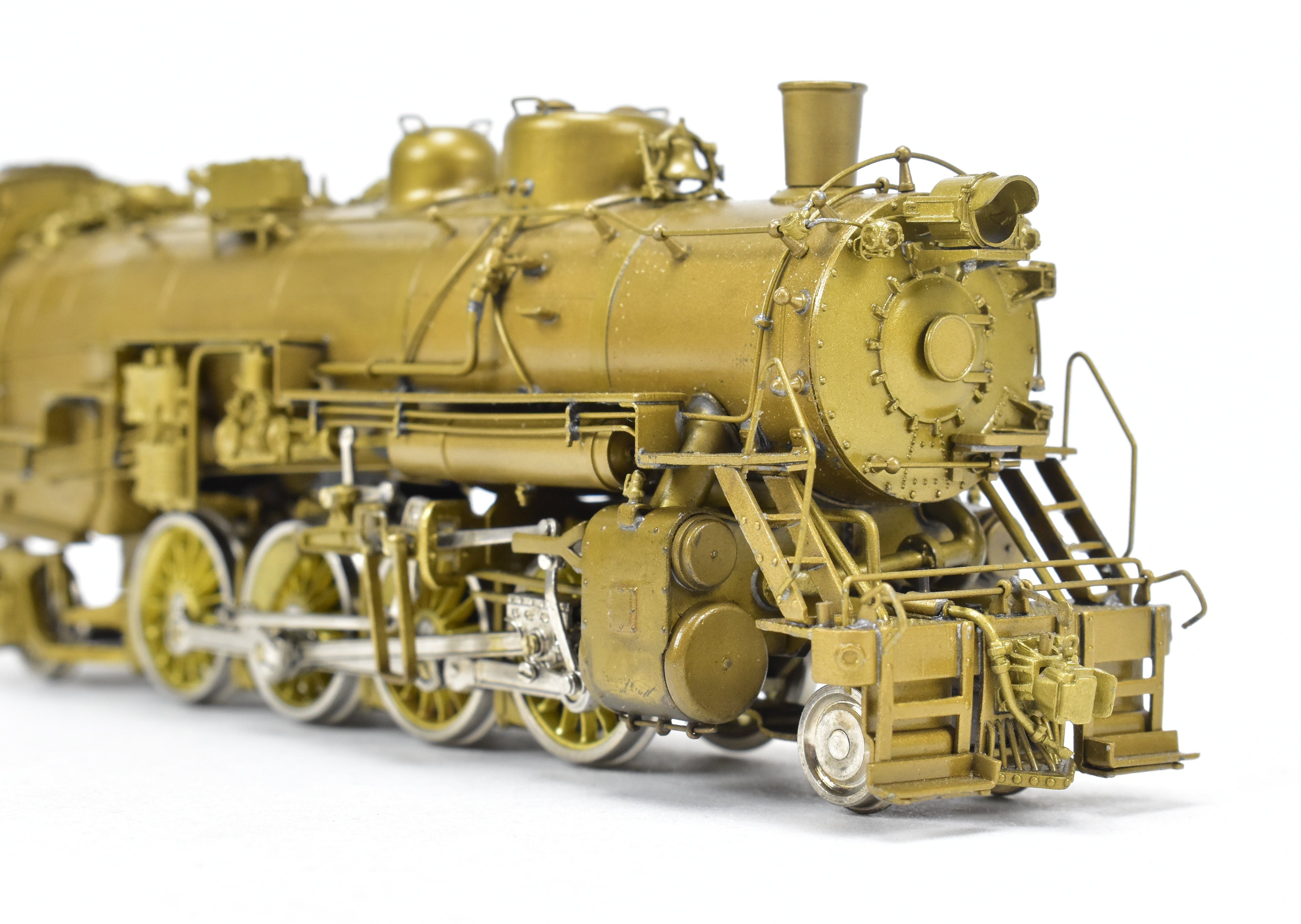 HO Scale Brass Model of Oriental Limited CB&Q - Burlington Route O - 1a 2 - 8 - 2 Steam Locomotive