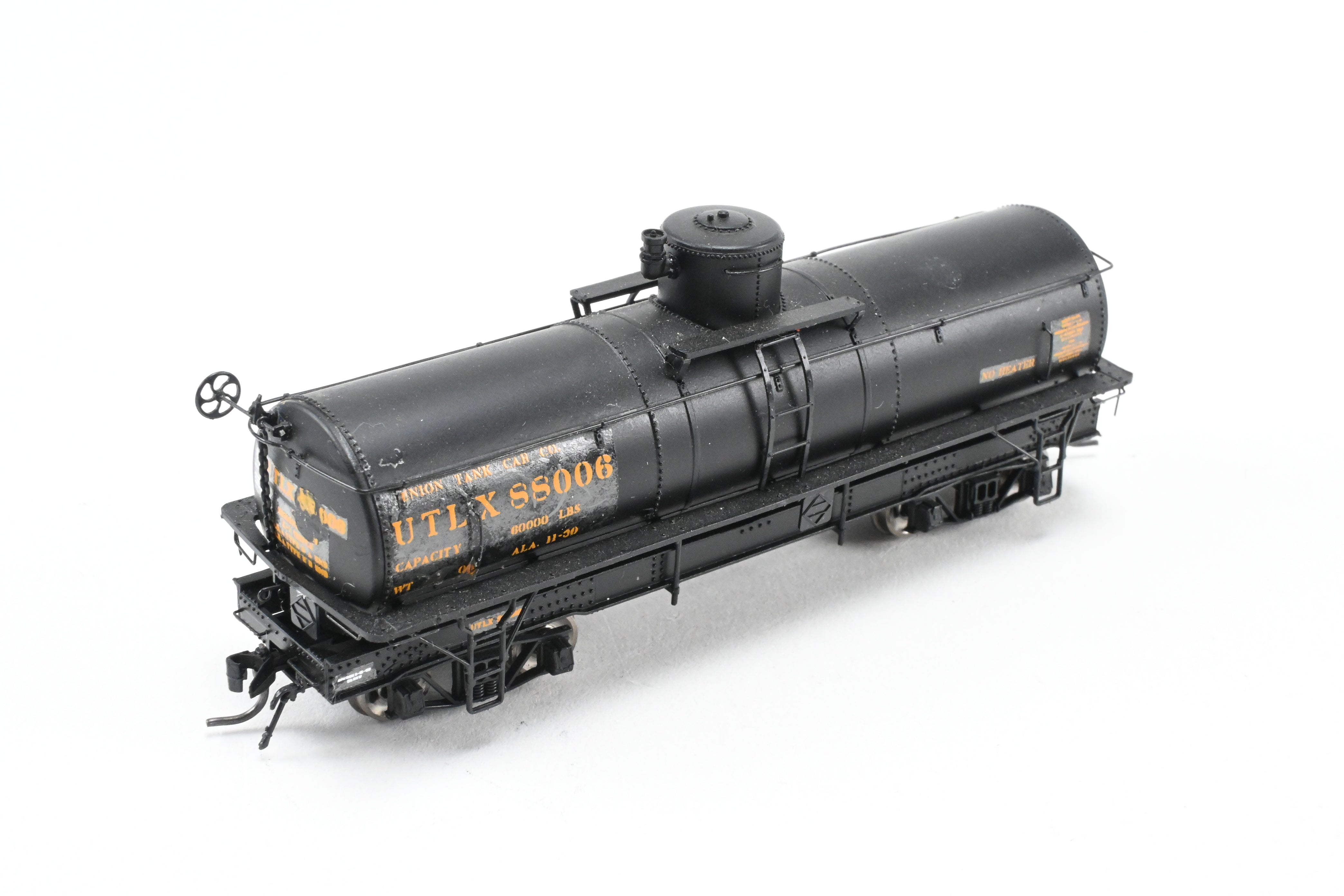 HOn3 Scale Union Tank Lines Narrow Frame Tank Car Model by Blackstone Models - Custom Lettered UTLX No. 88006 with Damaged Parts
