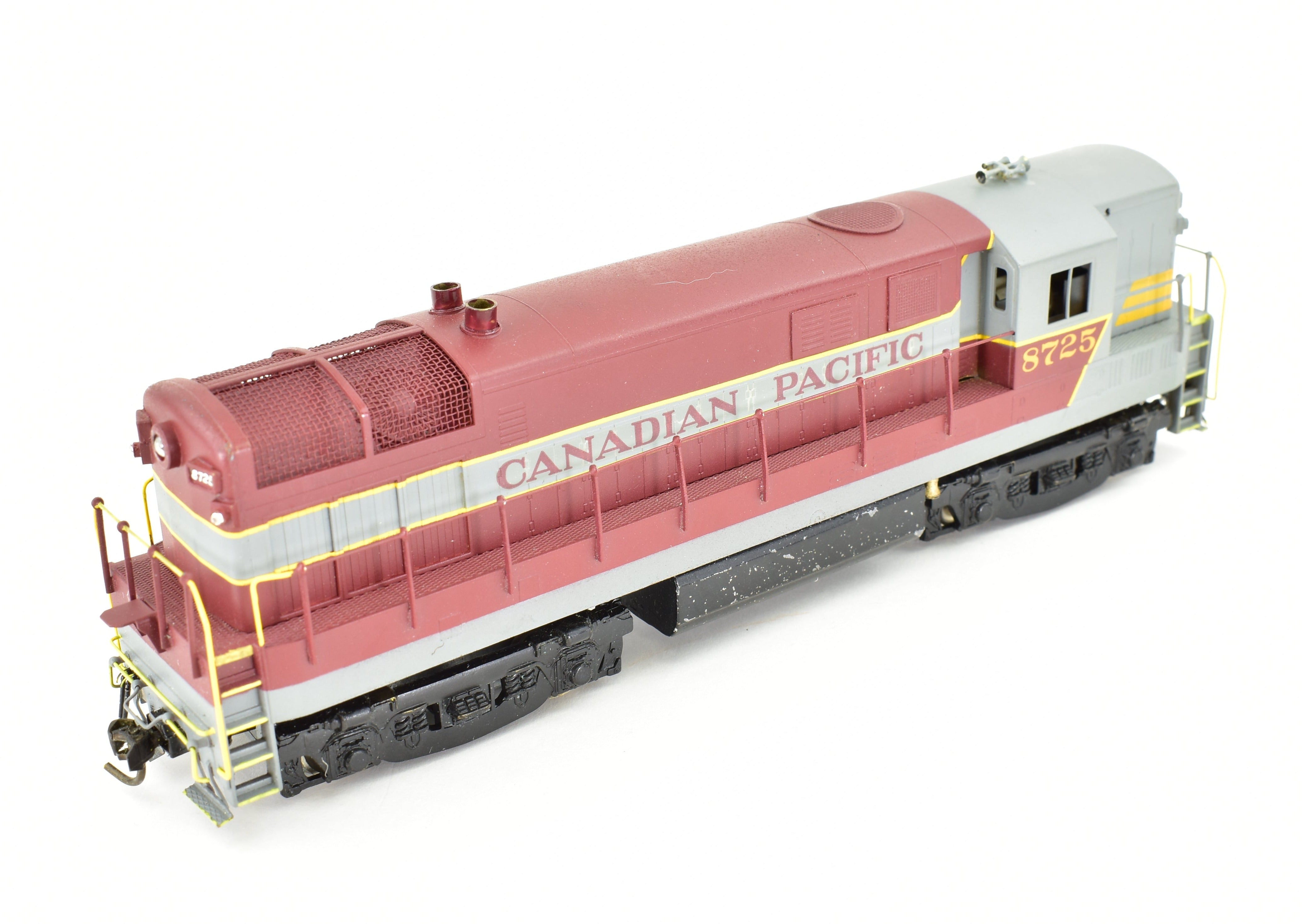 HO Scale Brass Red Ball Canadian Pacific Fairbanks Morse H - 24 - 66 Trainmaster Model Train with Incorrect Box