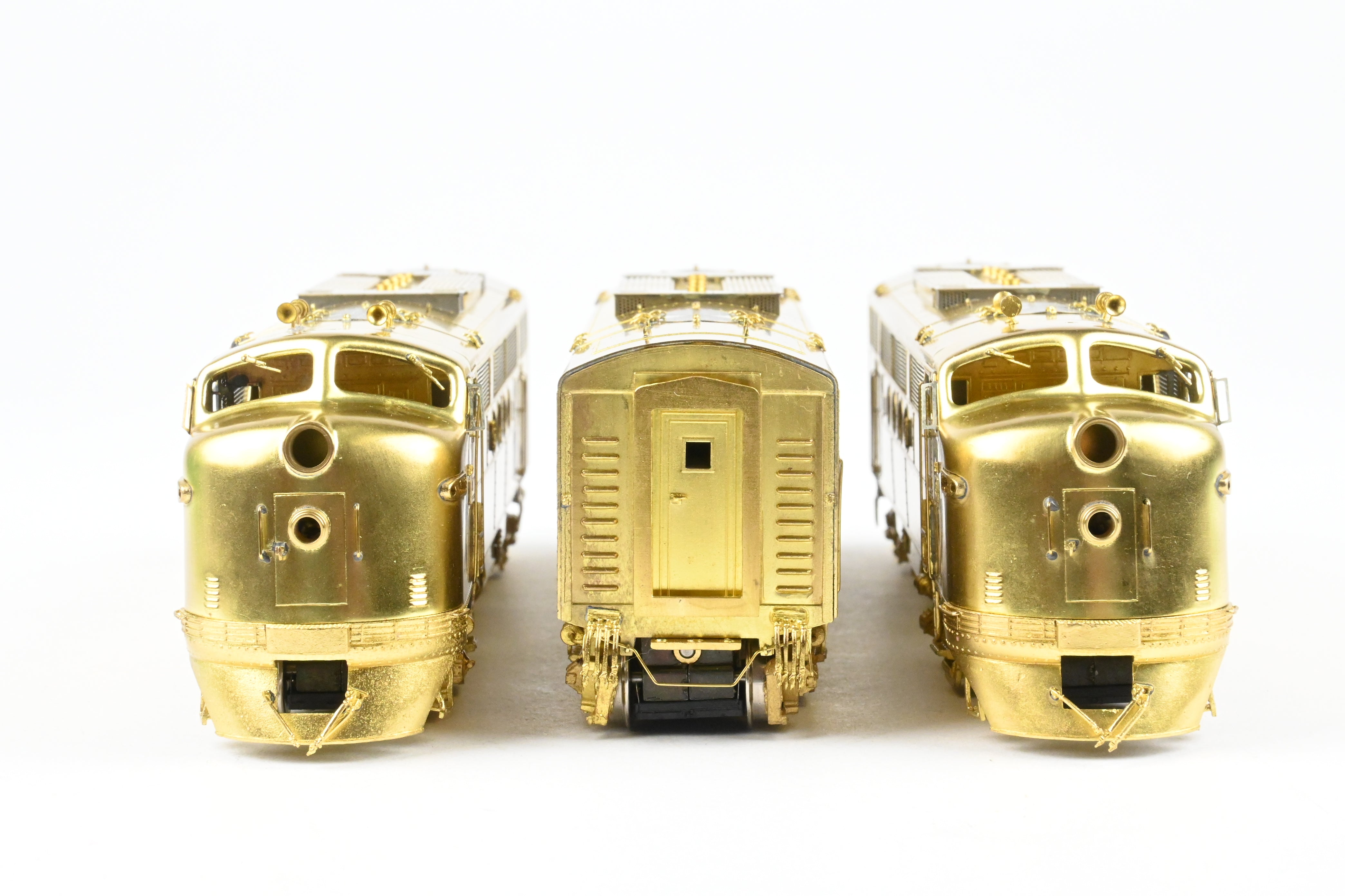 HO Scale Brass Model Train Set by Overland Models Inc. - DL&W Lackawanna EMD FT A/FTS B/FT A Set