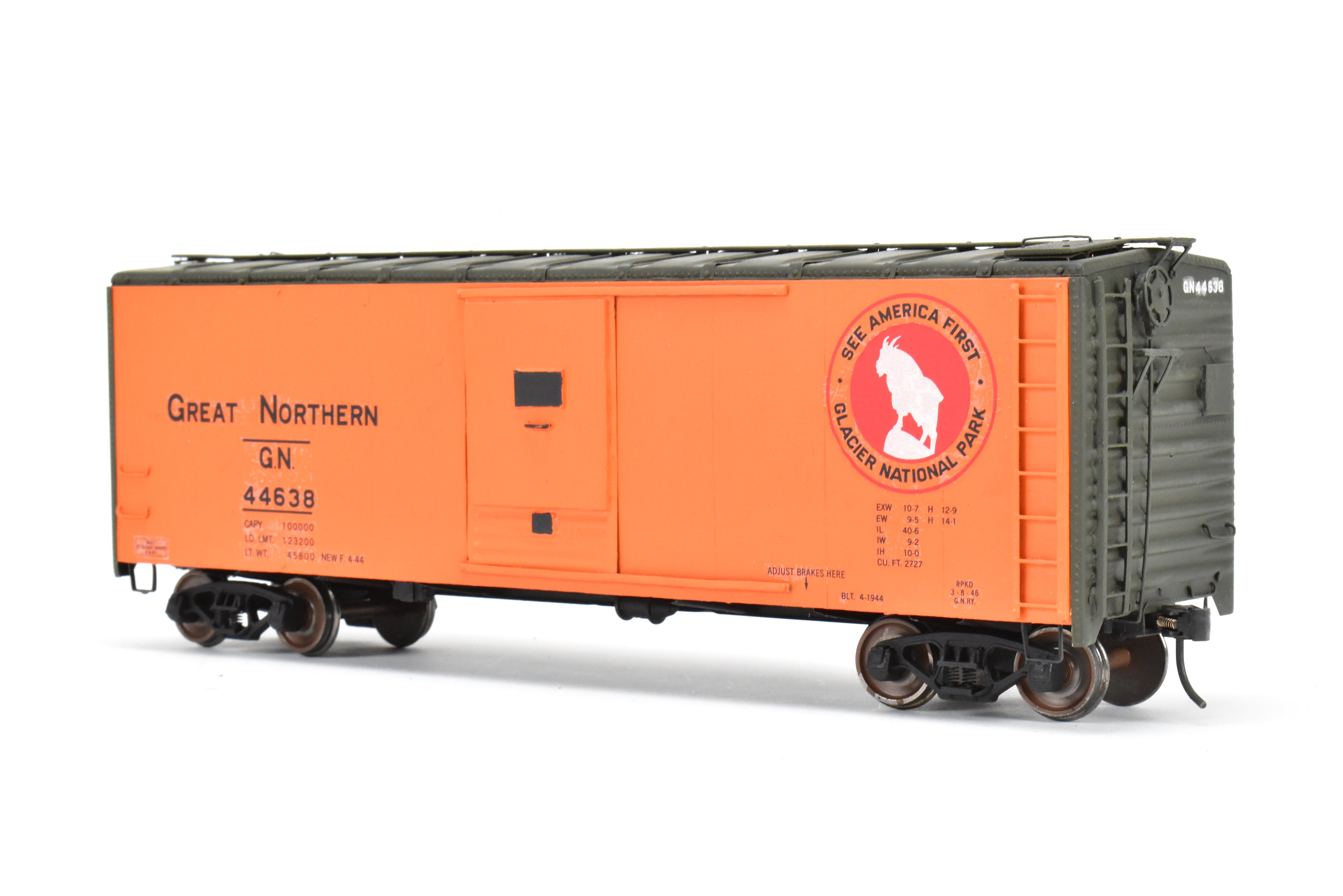 O Scale Metal GN - Great Northern 40' Plywood Boxcar with Excellent Build and Custom Paint