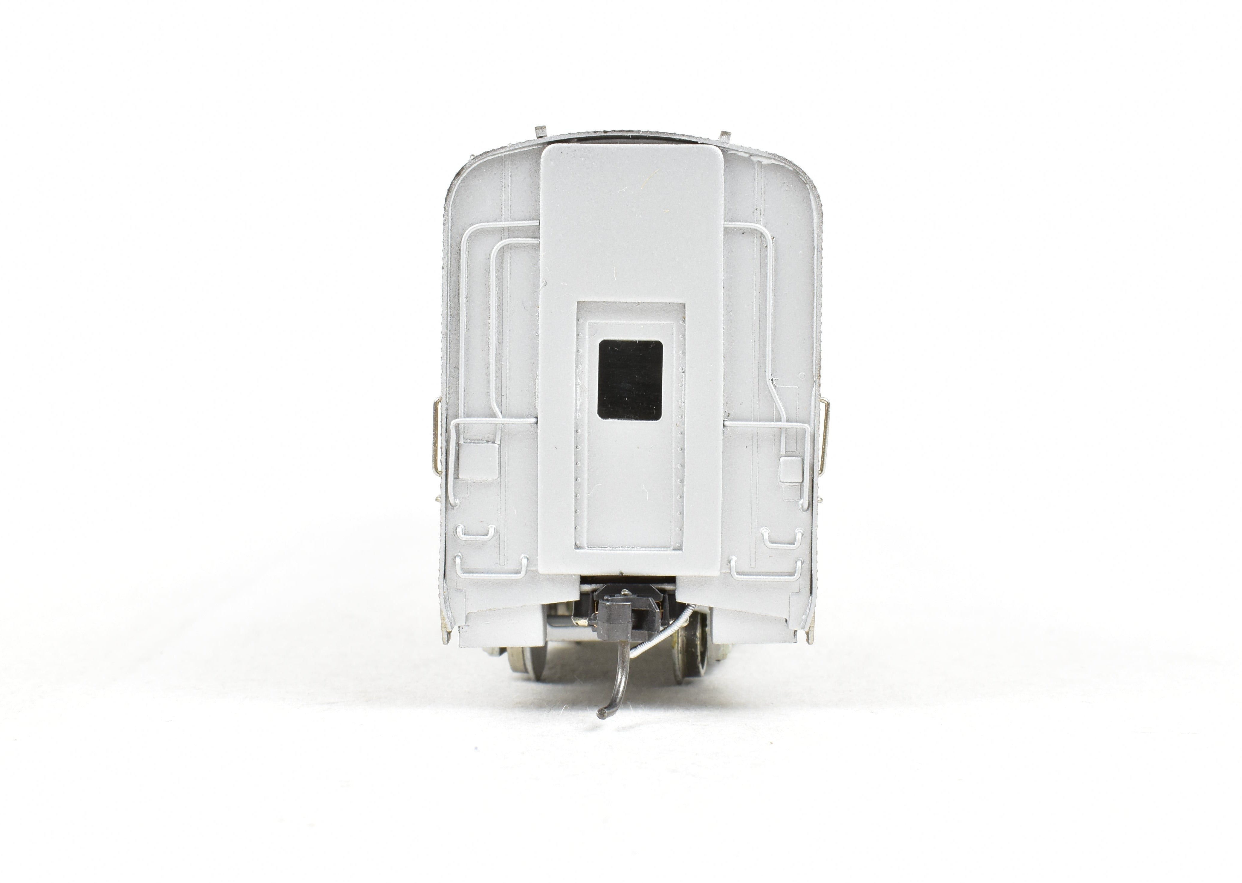HO Scale Brass Model - Hi - Country Brass ATSF Santa Fe 500 Series High - Level Transition Chair Car Number 528