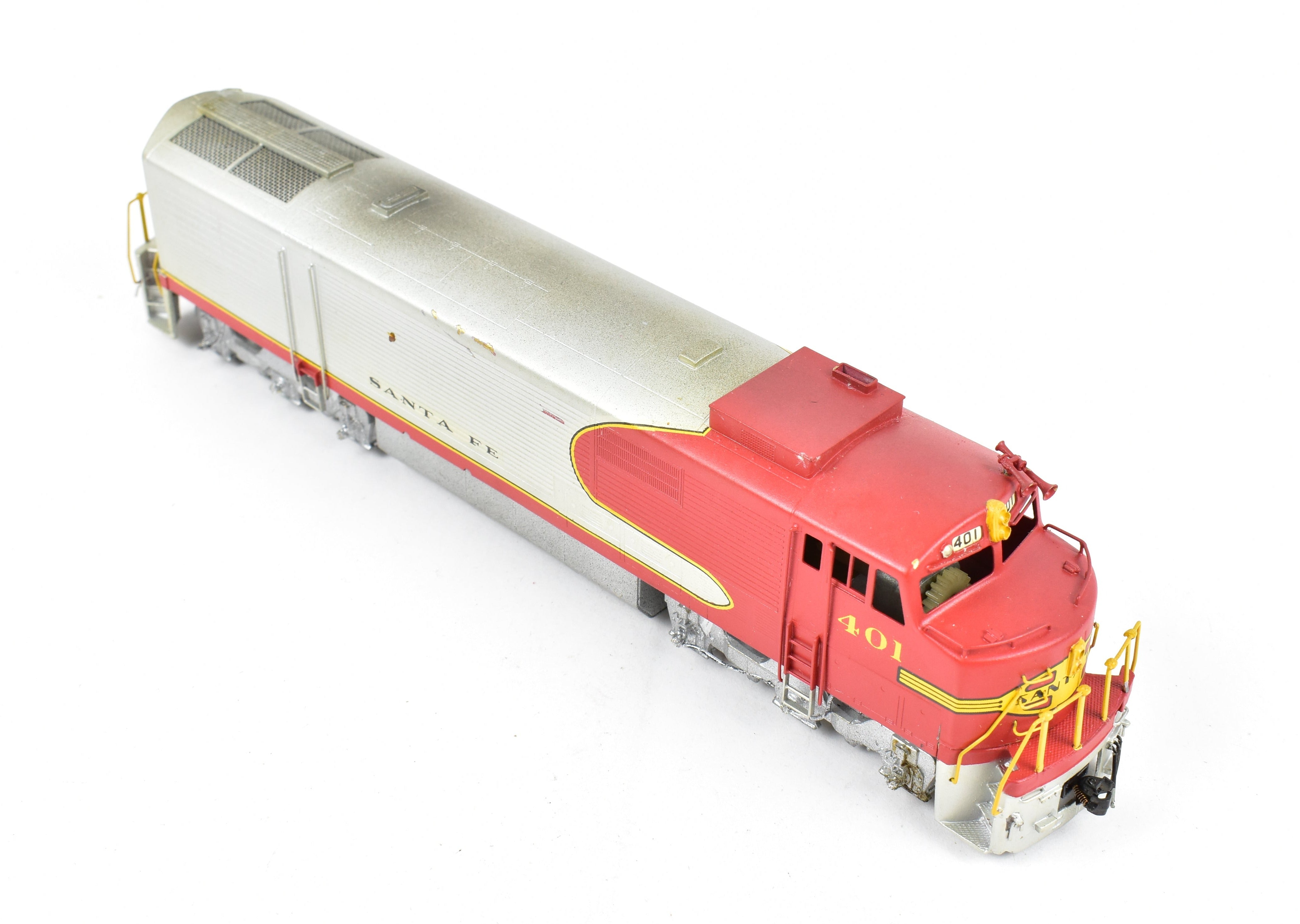 HO Scale Brass Hallmark Models ATSF - Santa Fe GE U30CG Cowl Passenger Diesel Locomotive with Custom Painting and Detailing