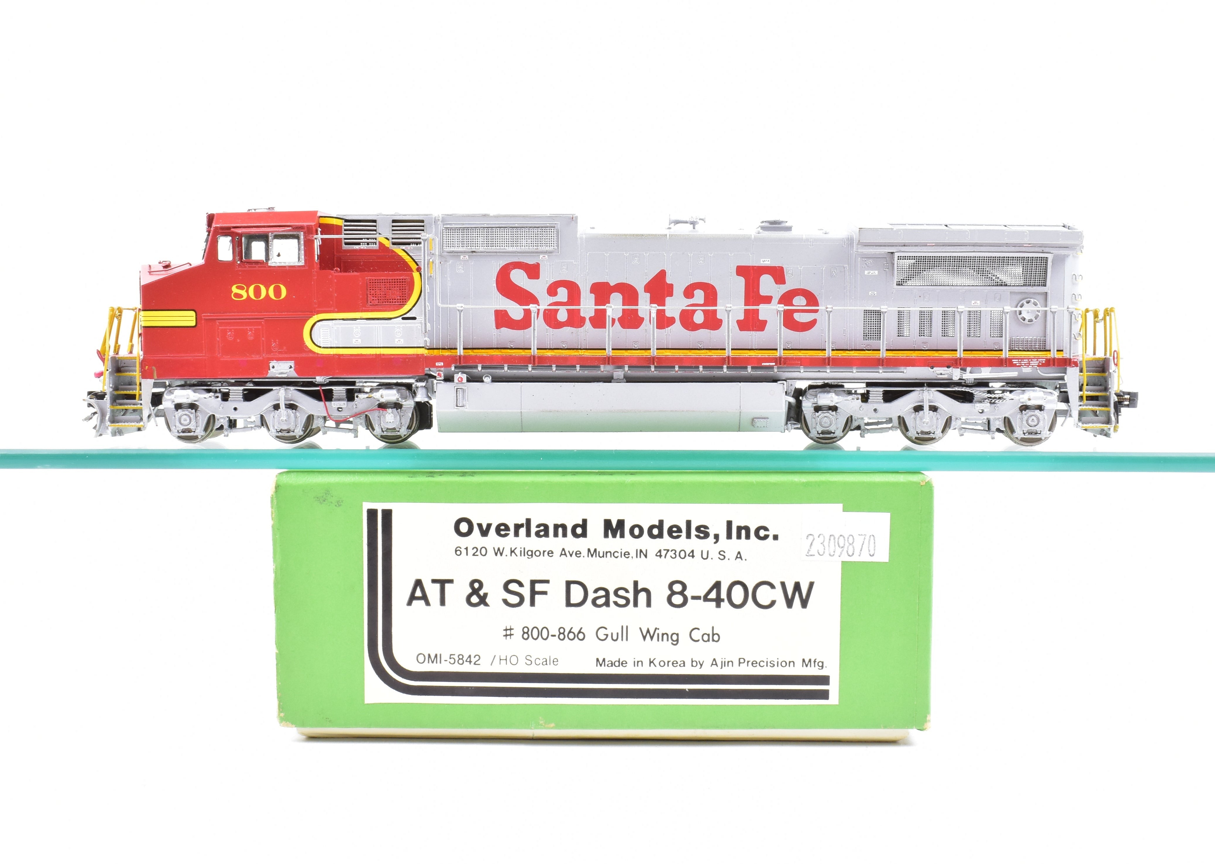 HO Scale Brass Model Train - Overland Models Inc. (OMI) AT&SF - Santa Fe Dash 8 - 40CW Gullwing Cab Locomotive with Custom Painting