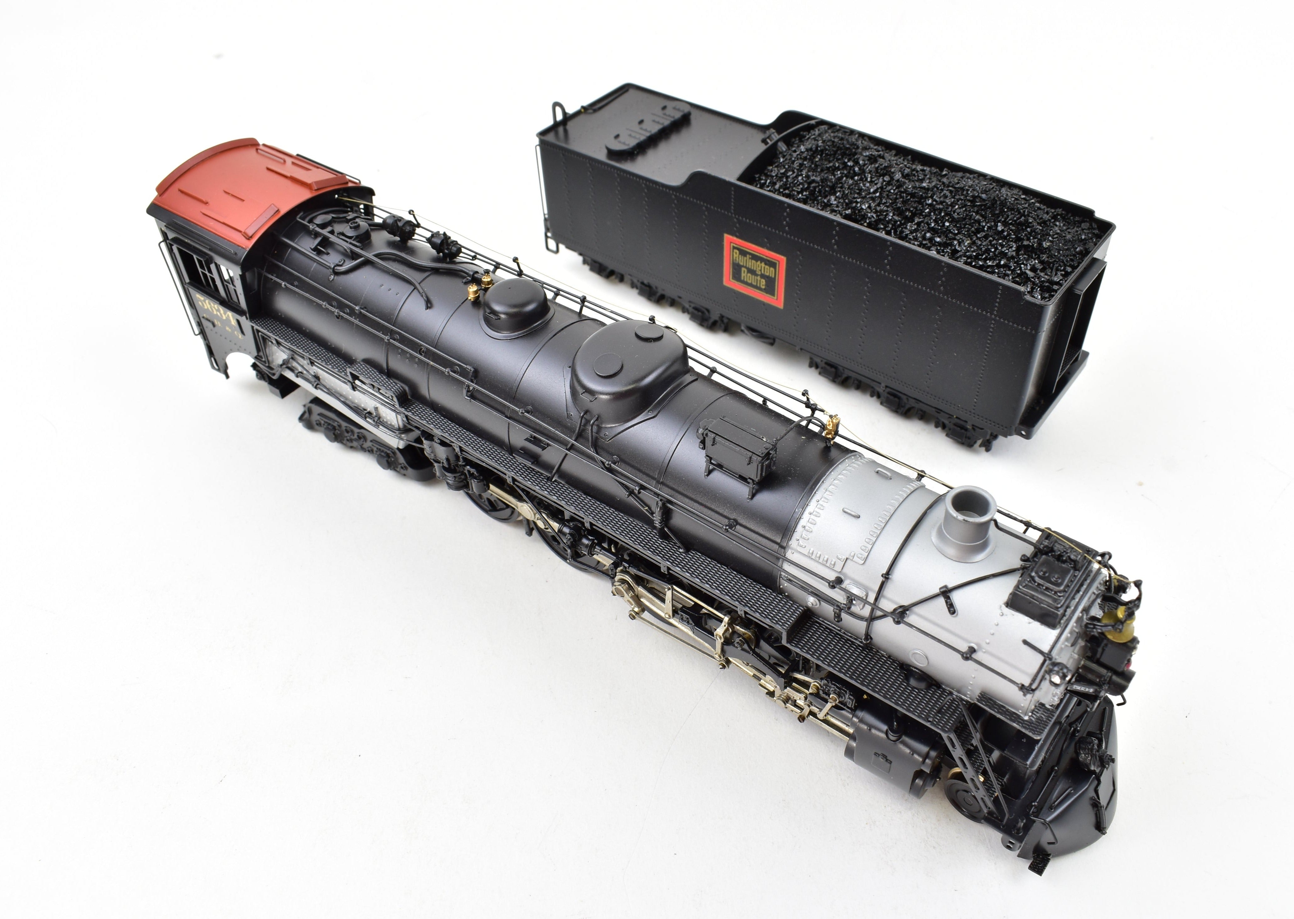 HO Scale Brass Pacific Fast Mail Model - Toby CB&Q Burlington Route 4-8-4 Class O-5a Crown Model Professionally Painted No. 5634