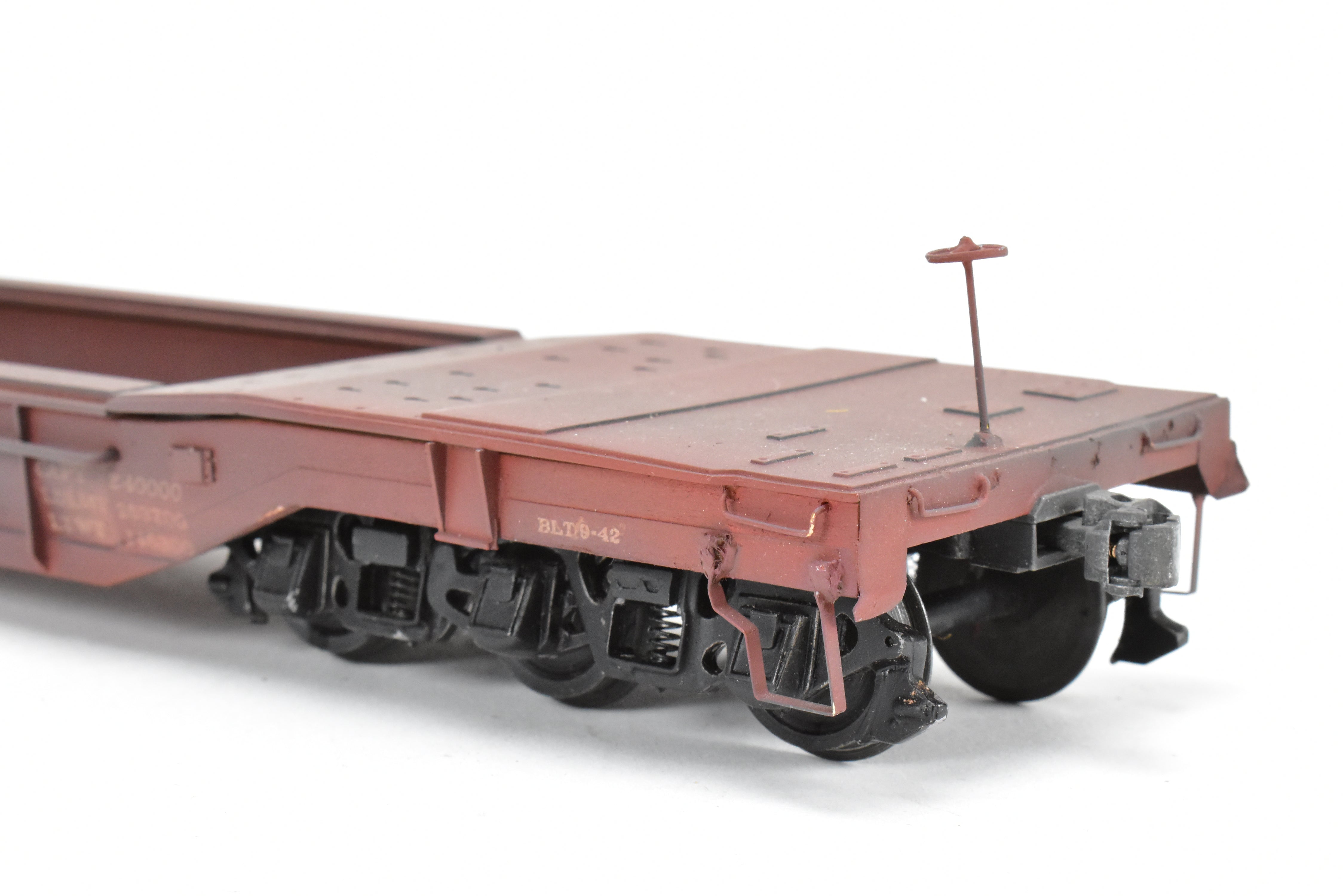 Custom-Built O Scale Metal C&O - Chesapeake & Ohio 61' Well Hole Flat Car by Quality Craft