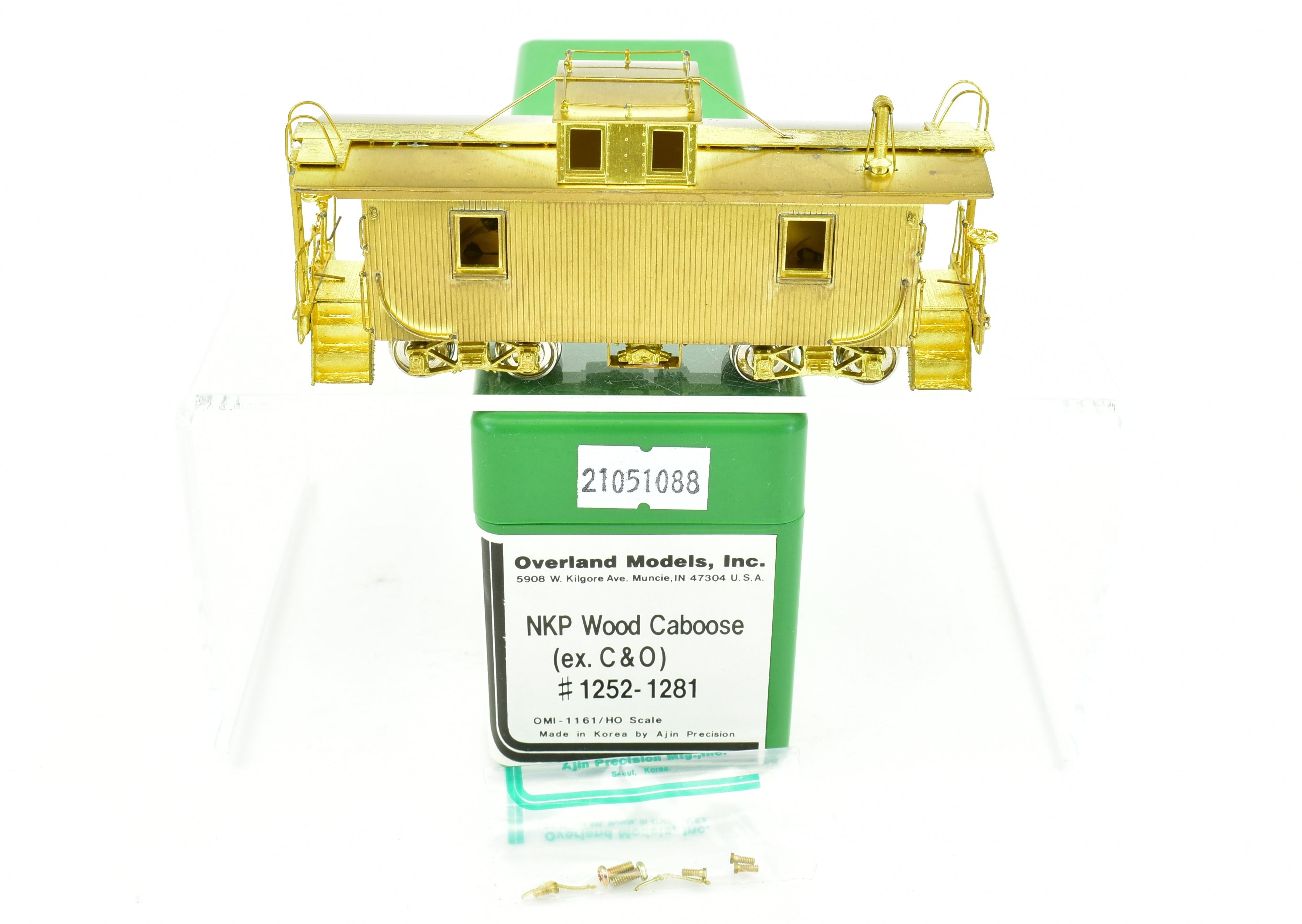 HO Scale Brass OMI - Overland Models, Inc. NKP - Nickel Plate Road Former C&O Wood Caboose Model for Railroad Enthusiasts