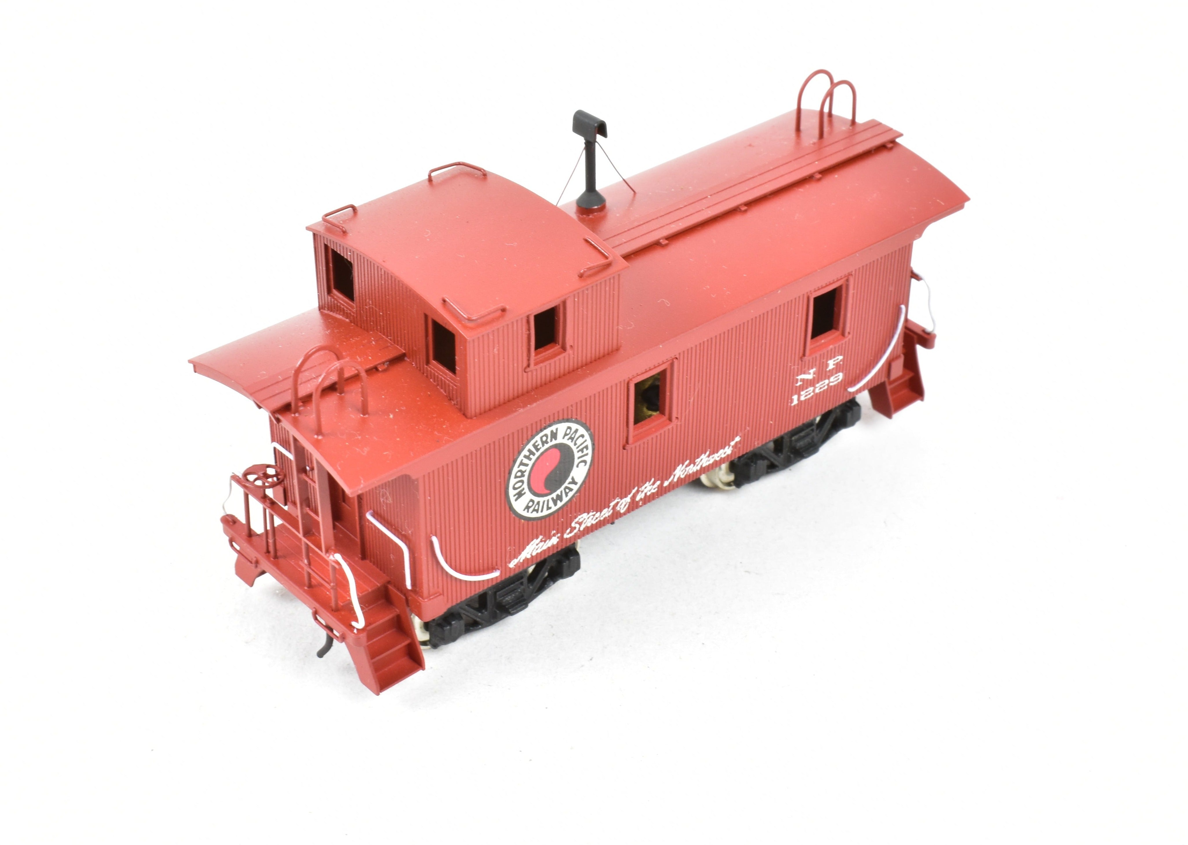 Custom Painted HO Scale Brass Wood Caboose Model of Northwest Short Line and Northern Pacific Railroads