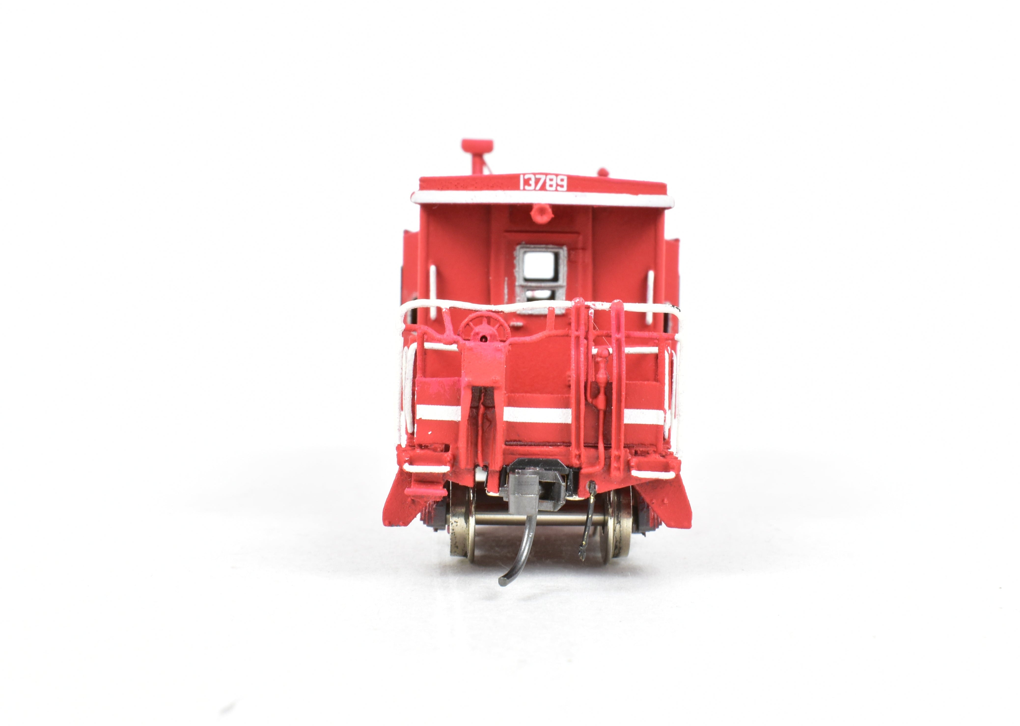 OMI HO Brass Missouri Pacific Bay Window Caboose with Small Side Windows, Custom Painted